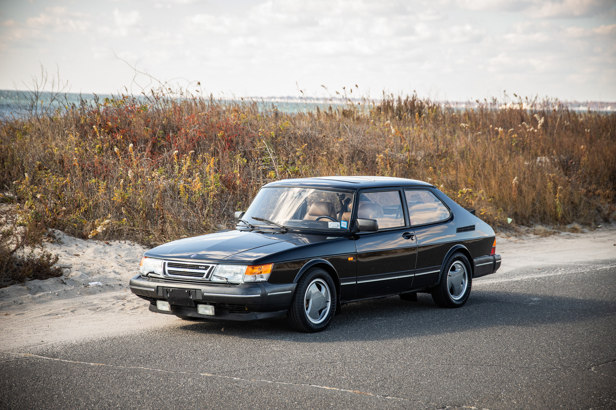 Saab 900 