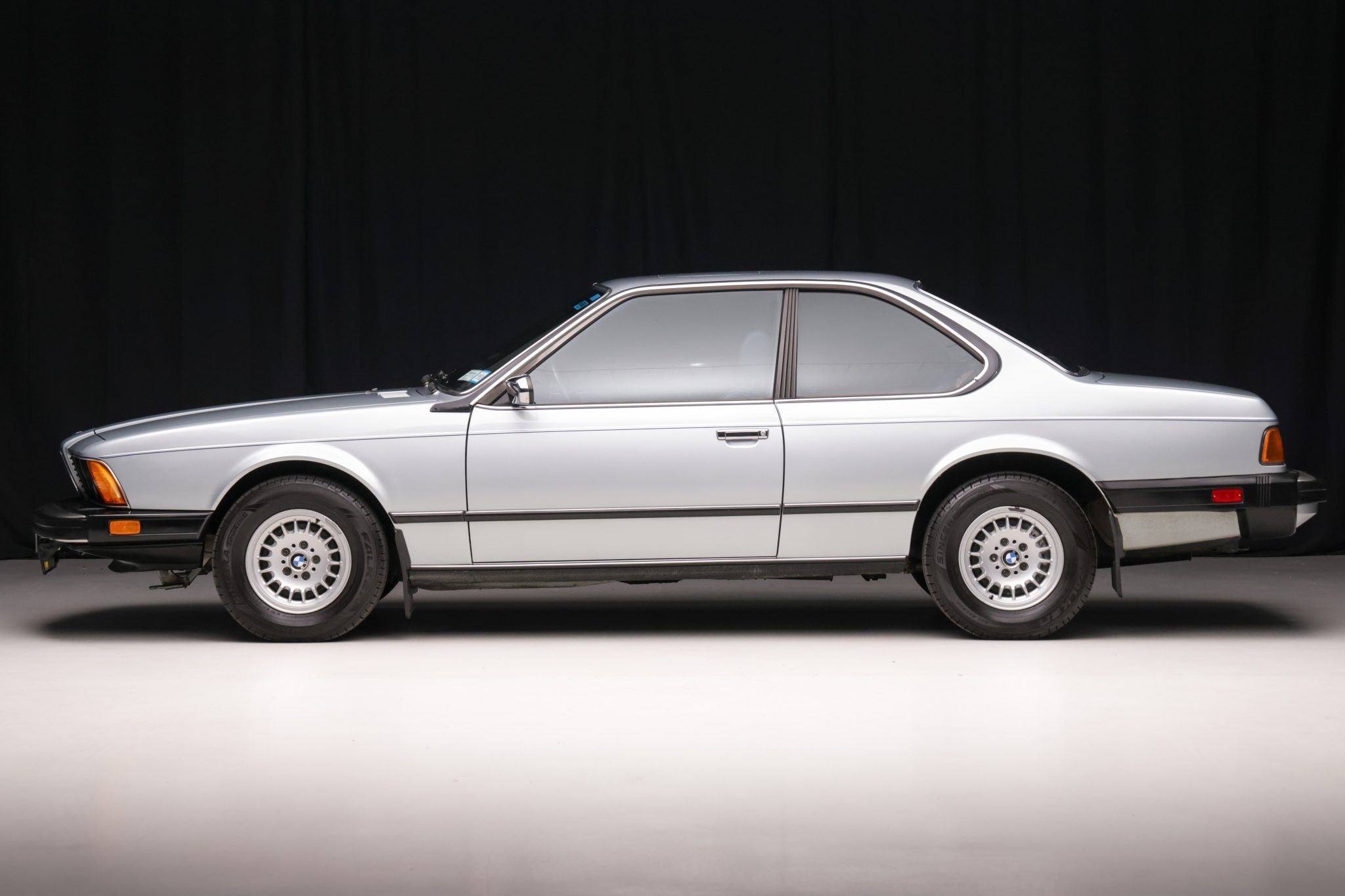 BMW E24 6-Series 