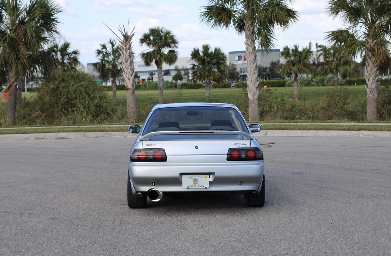 Nissan R32 Skyline 