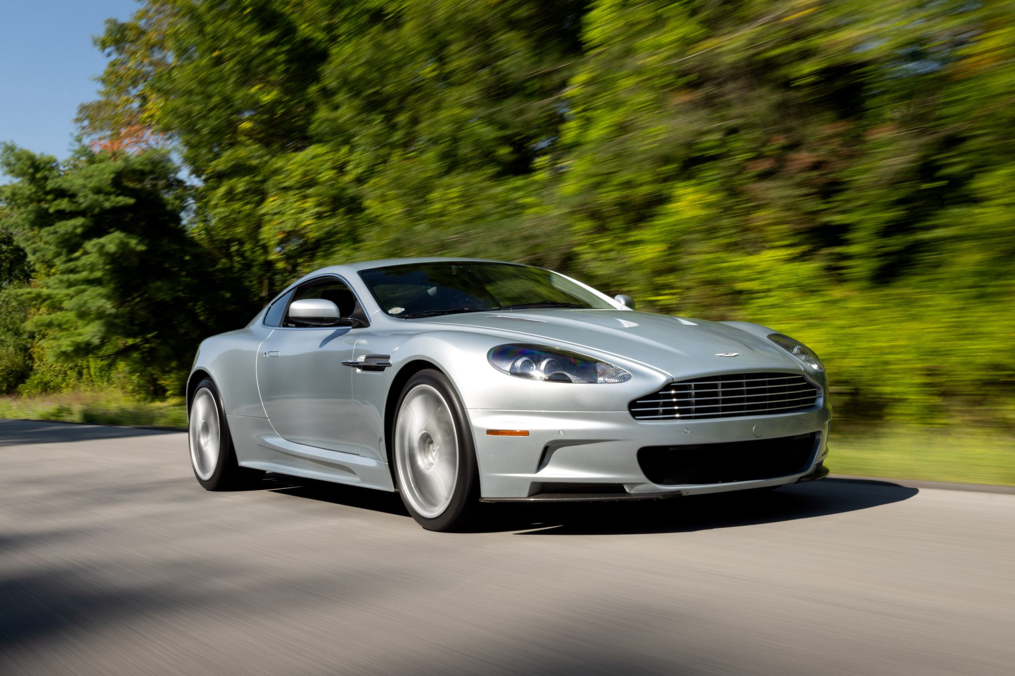 Aston Martin DBS 