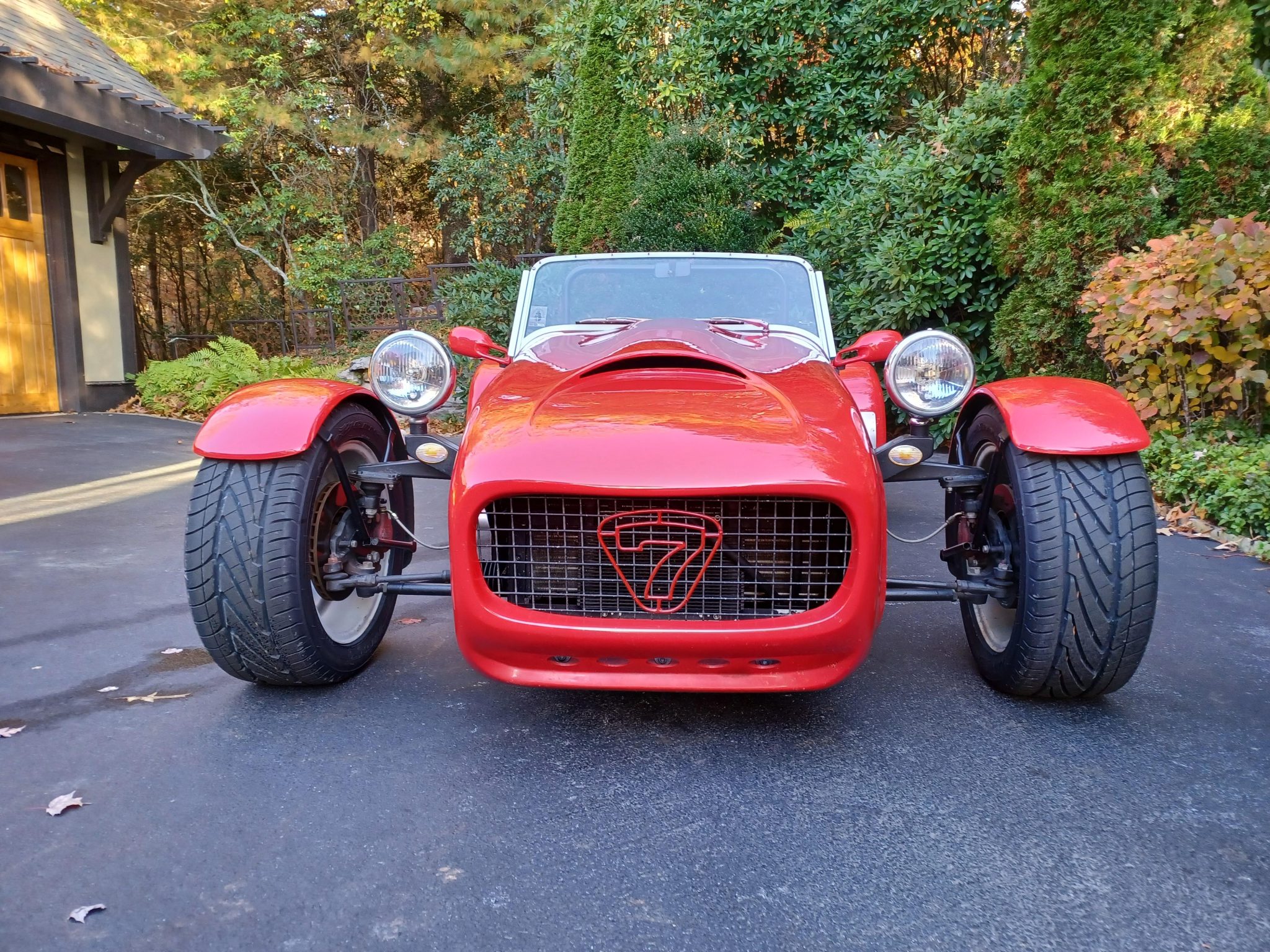 CBR1100XX-Powered Formula 27 Lotus Seven-Style Roadster