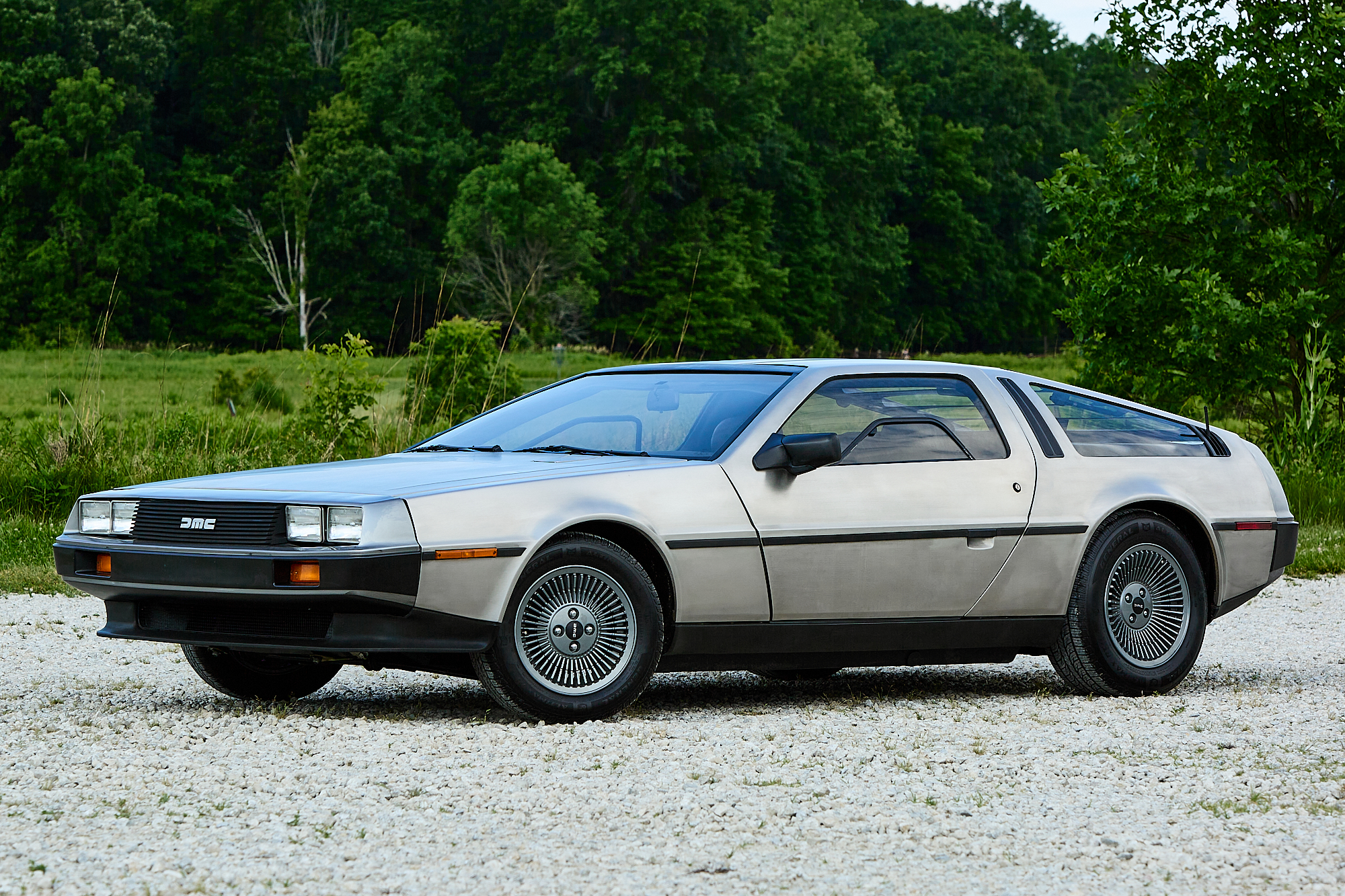 DeLorean DMC-12 