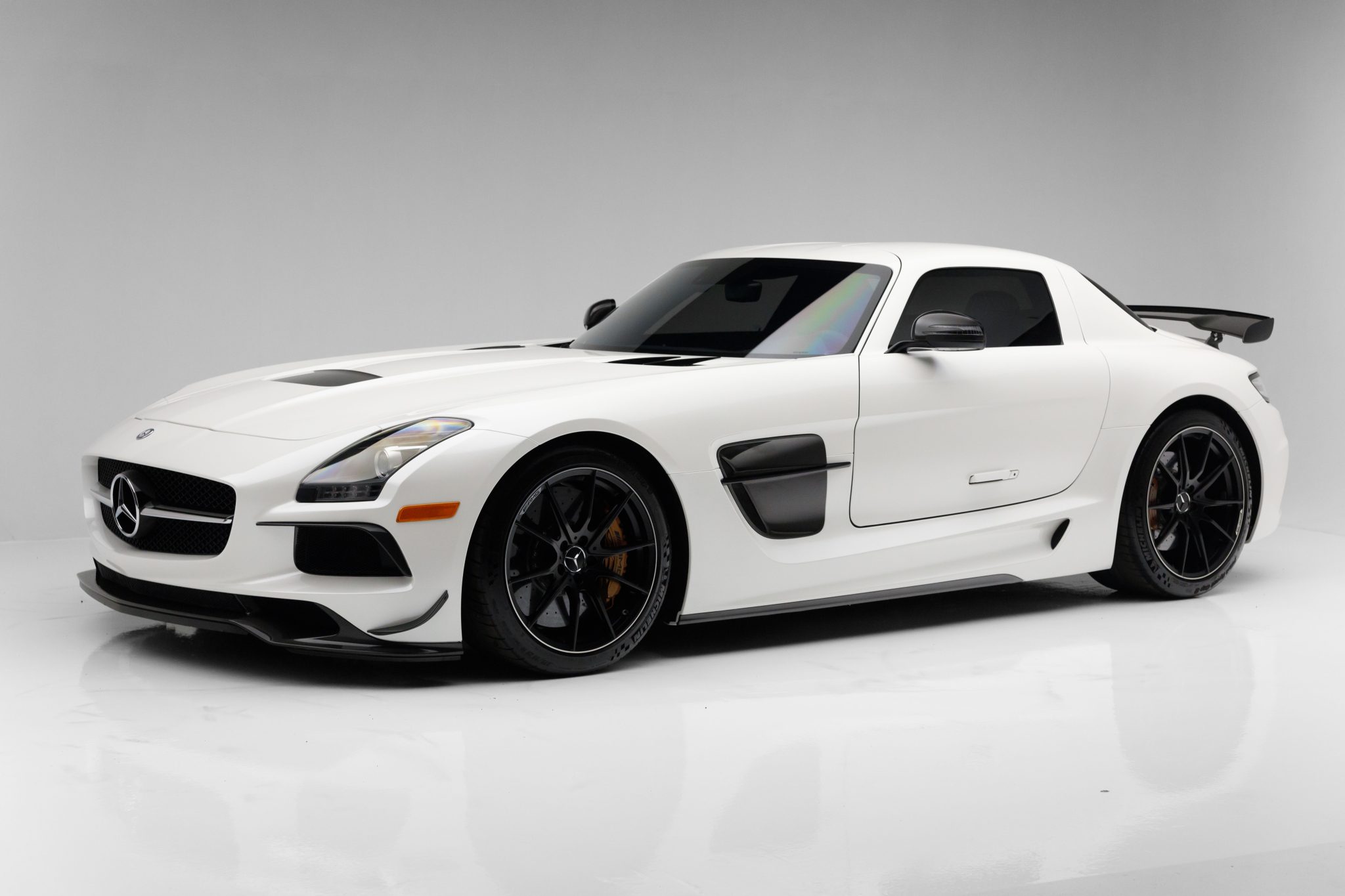 Mercedes-Benz SLS AMG 