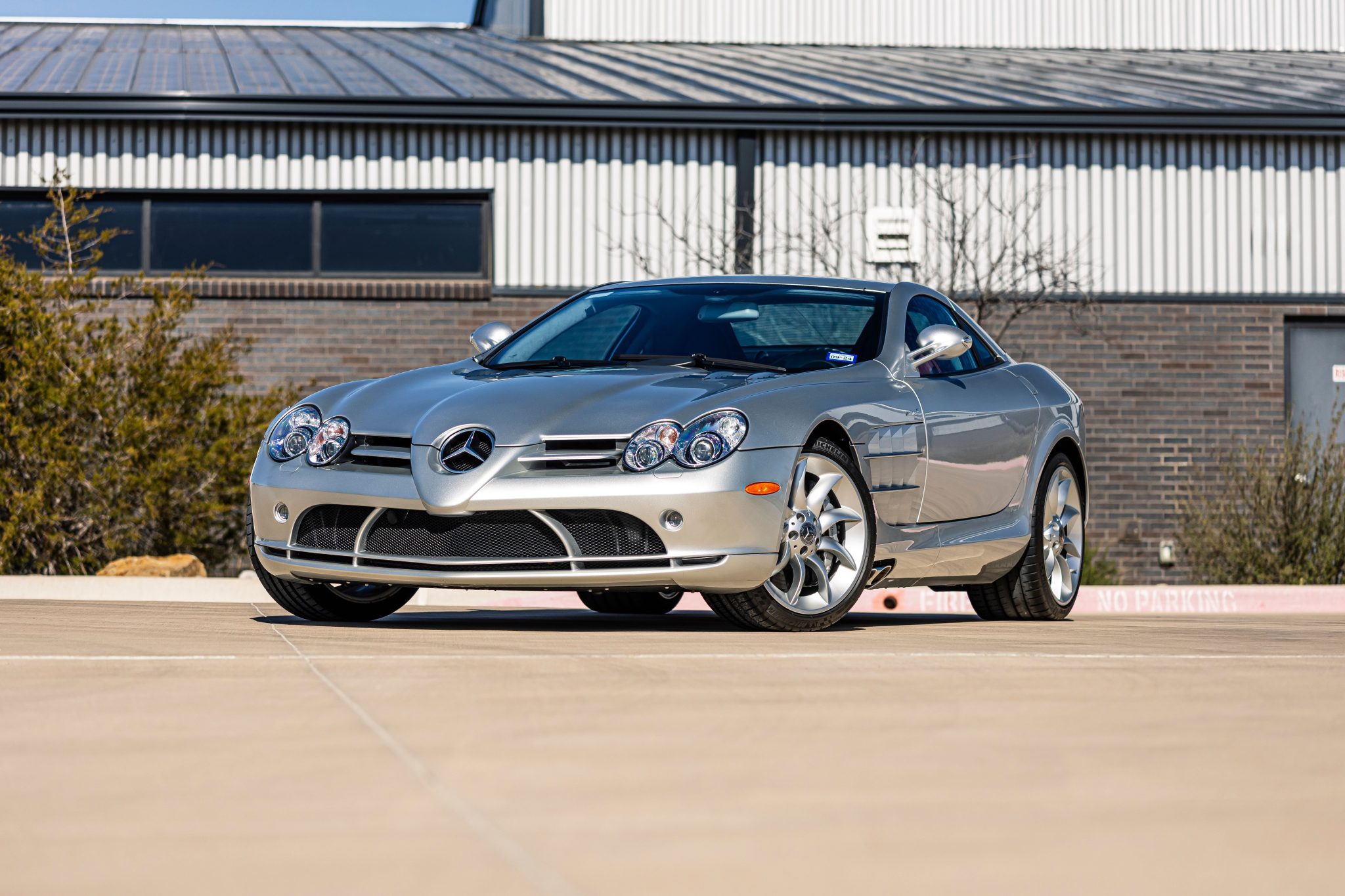 Mercedes-Benz SLR McLaren 