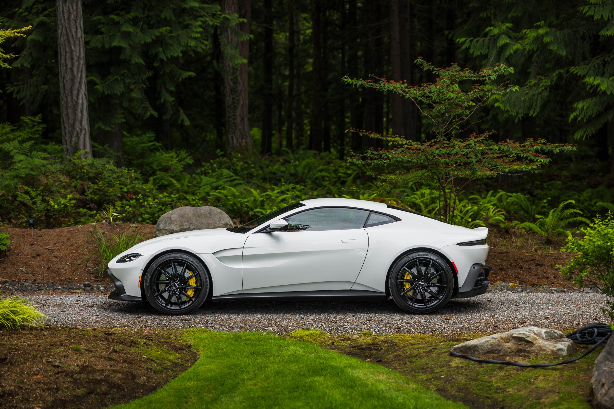 Aston Martin V8 Vantage (2006+) 