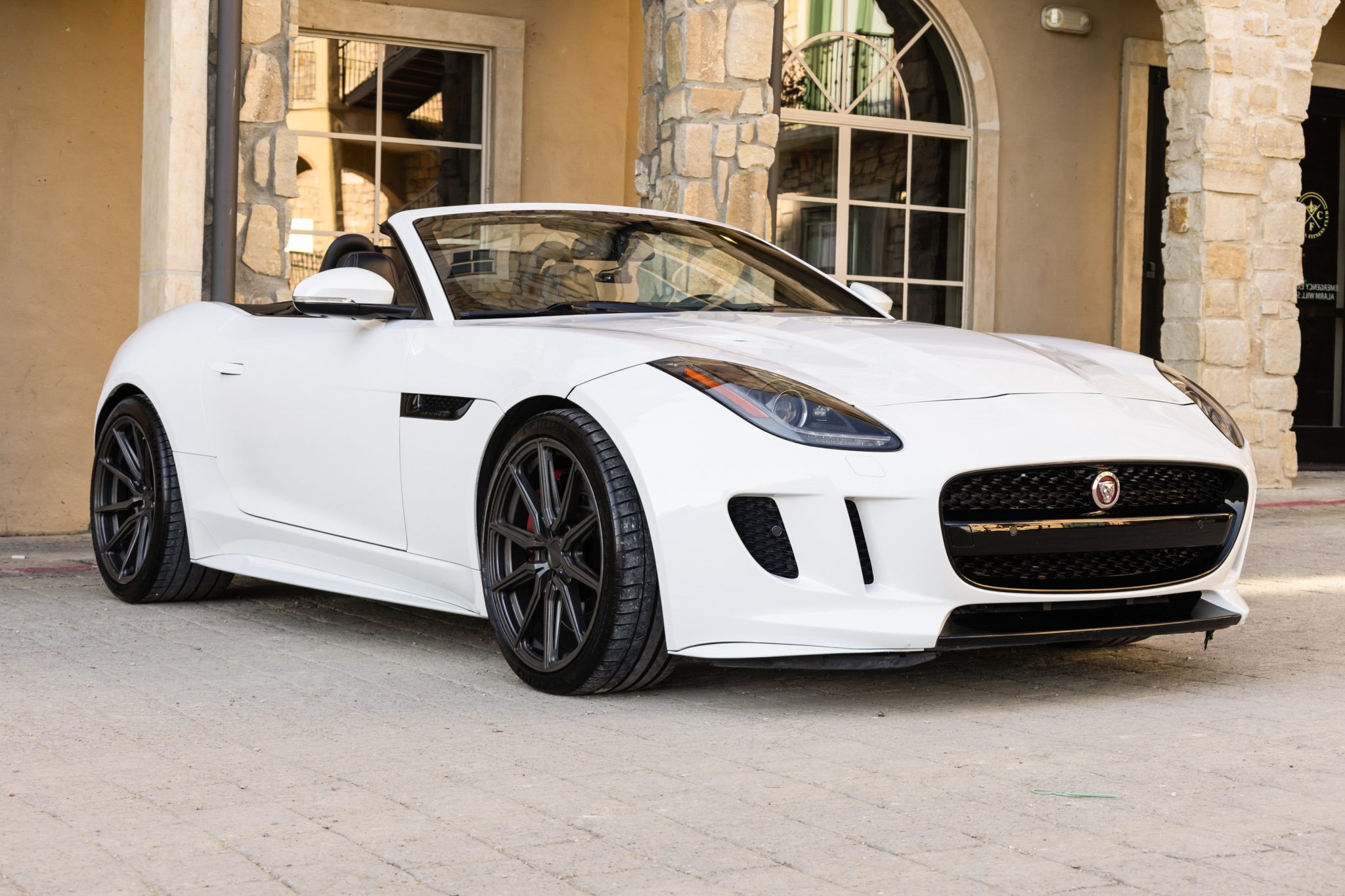 Jaguar F-Type 