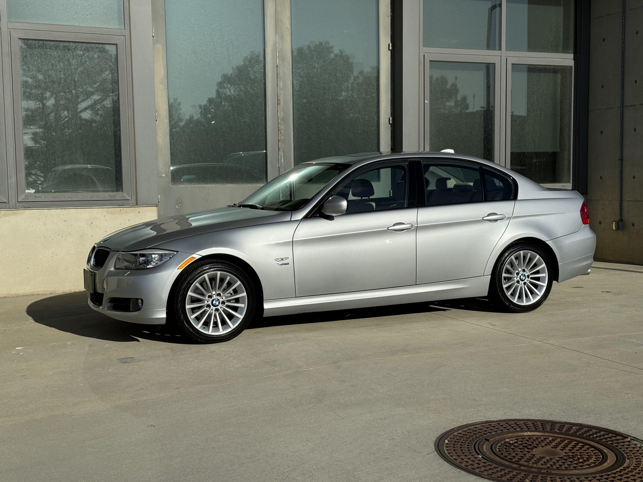 BMW E90 3-Series Sedan 