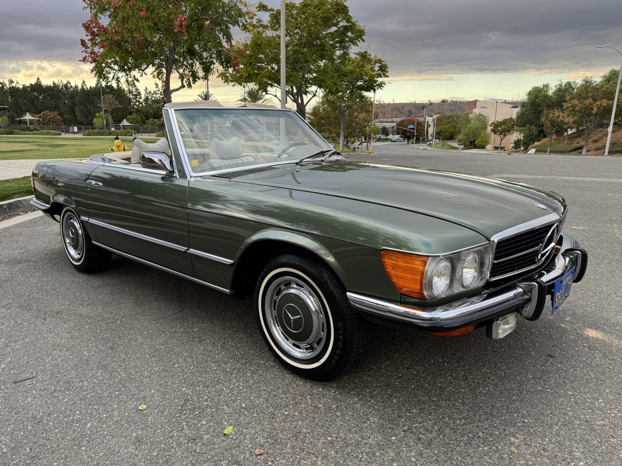 Mercedes-Benz R107 SL 