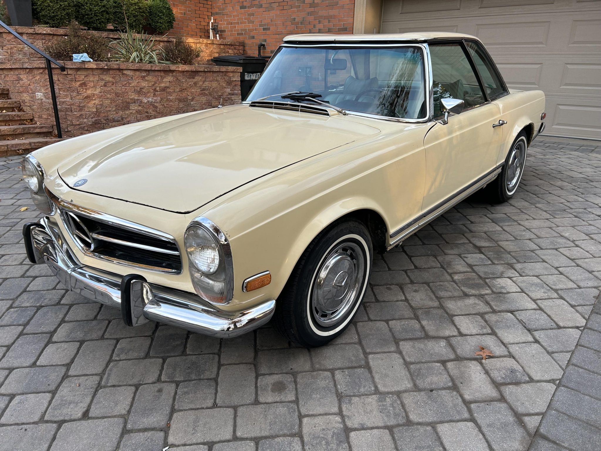 Mercedes-Benz W113 SL 