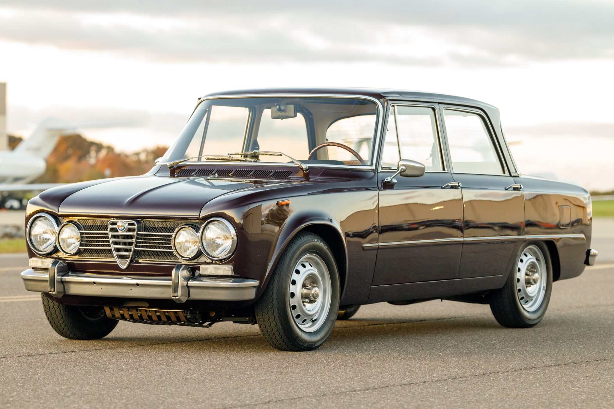 Alfa Romeo 105 Series Sedan 