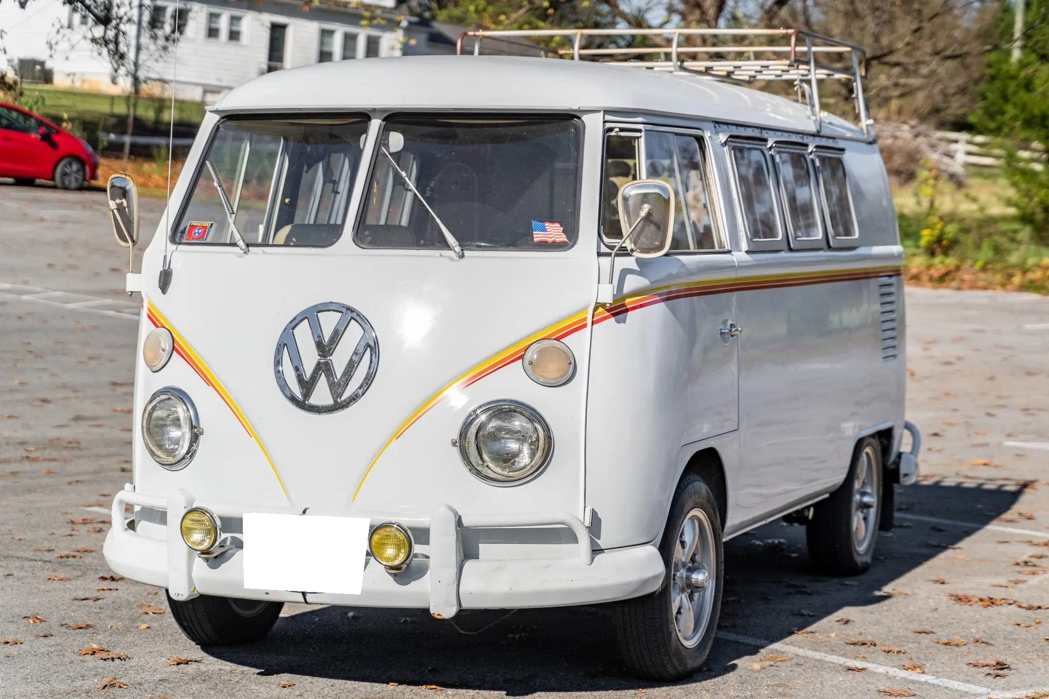 Volkswagen Split-Window Camper 
