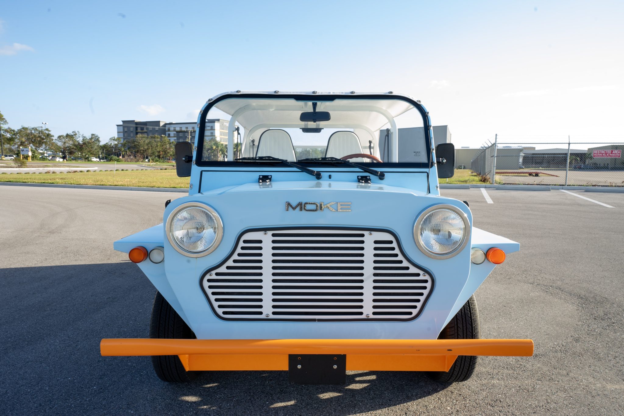 Mini Moke Electric 