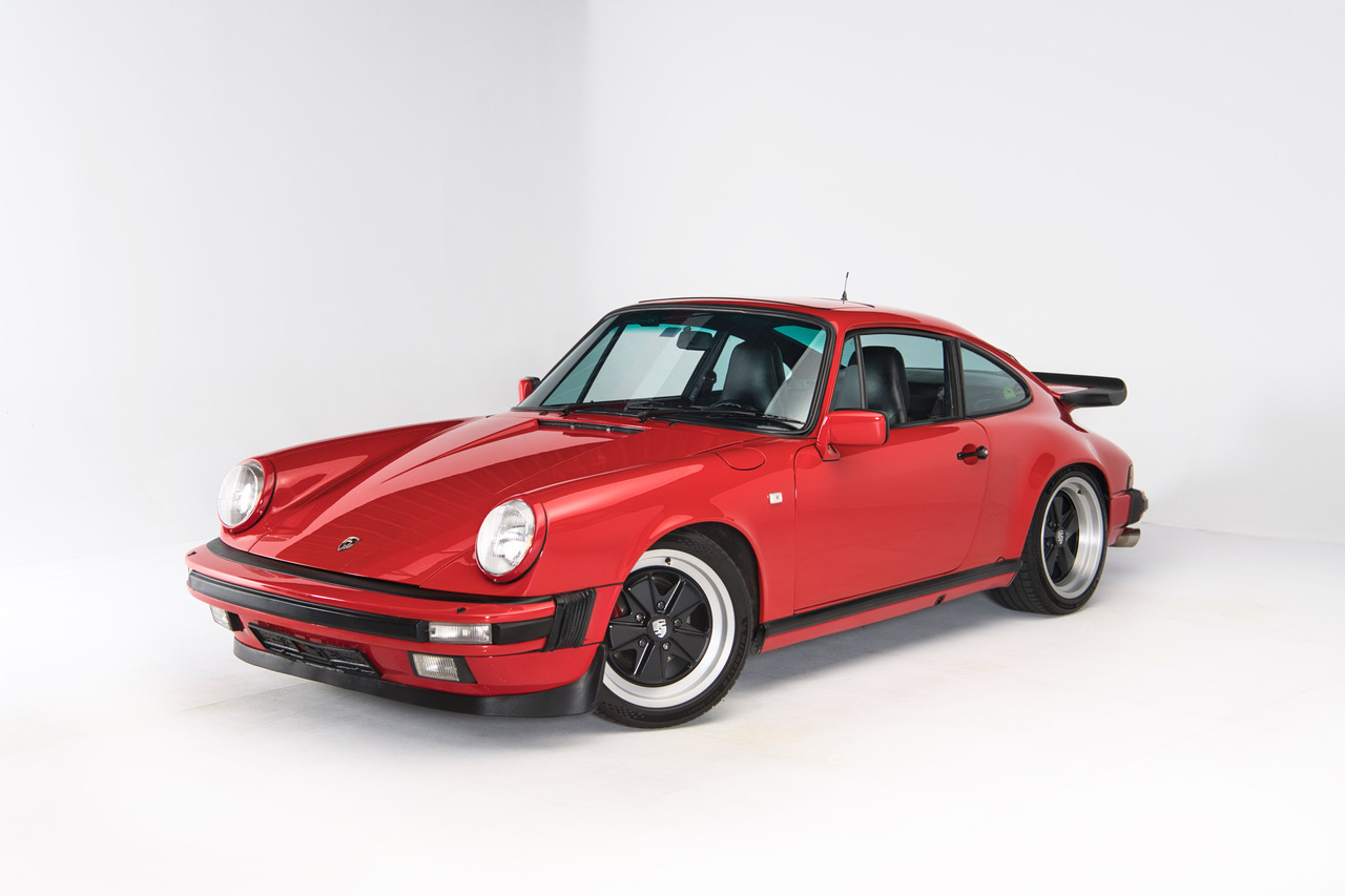 Porsche 911 Carrera 3.2 