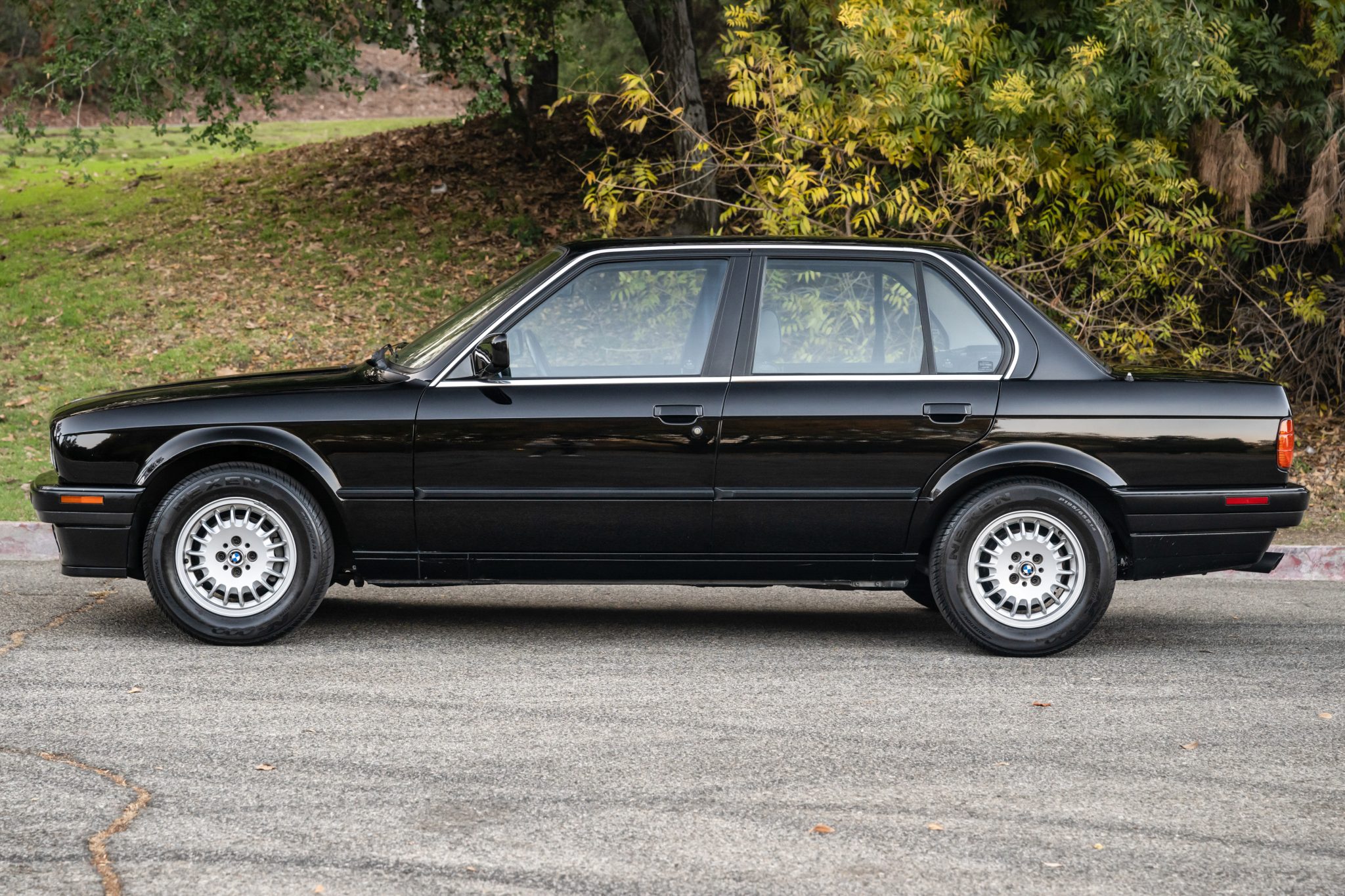 BMW E30 3-Series Sedan 