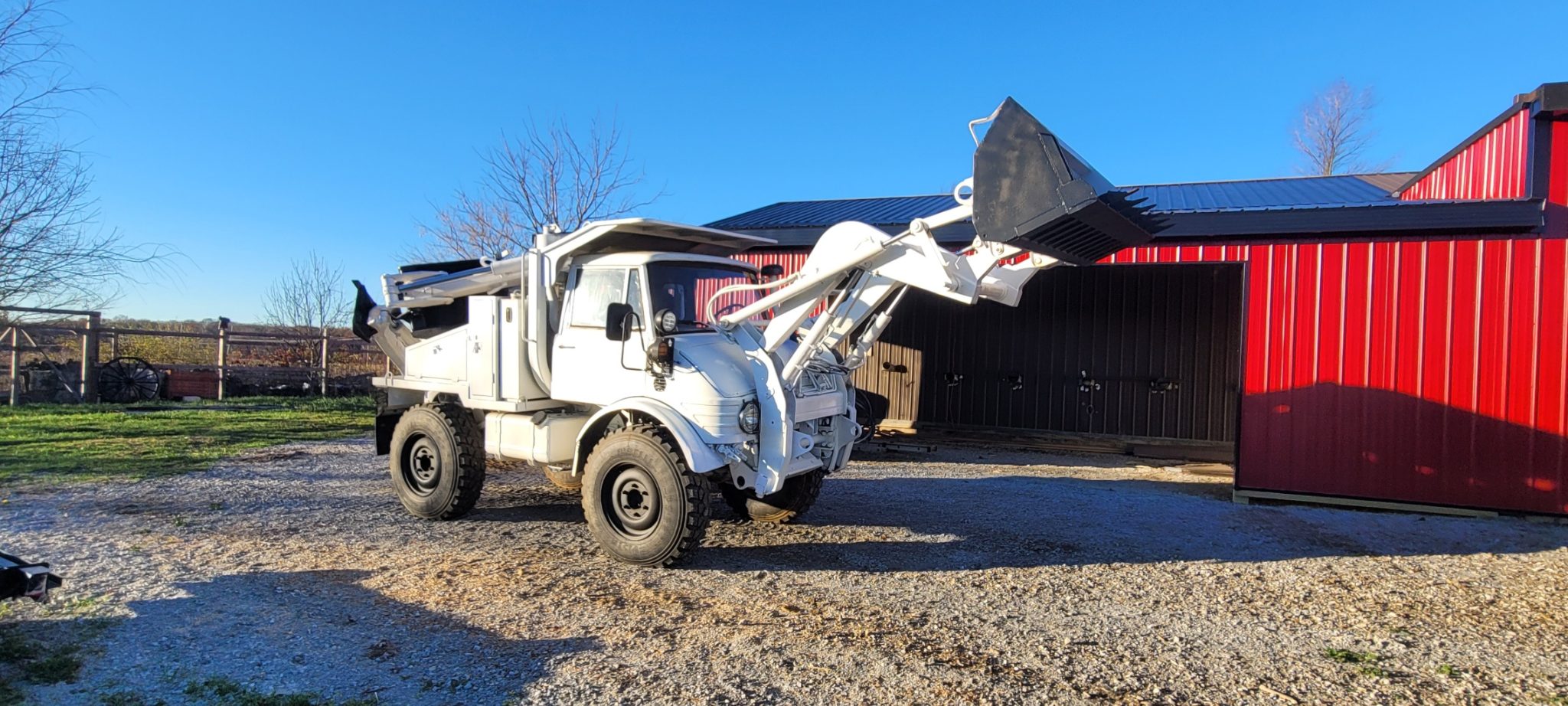 Mercedes-Benz Unimog 