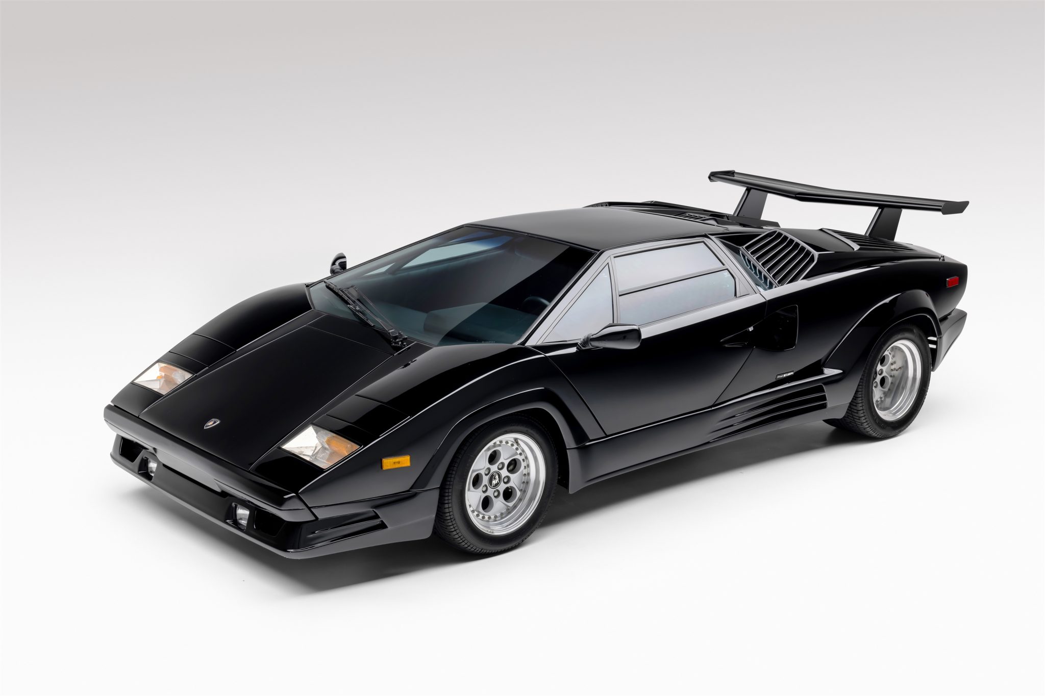 Lamborghini Countach 