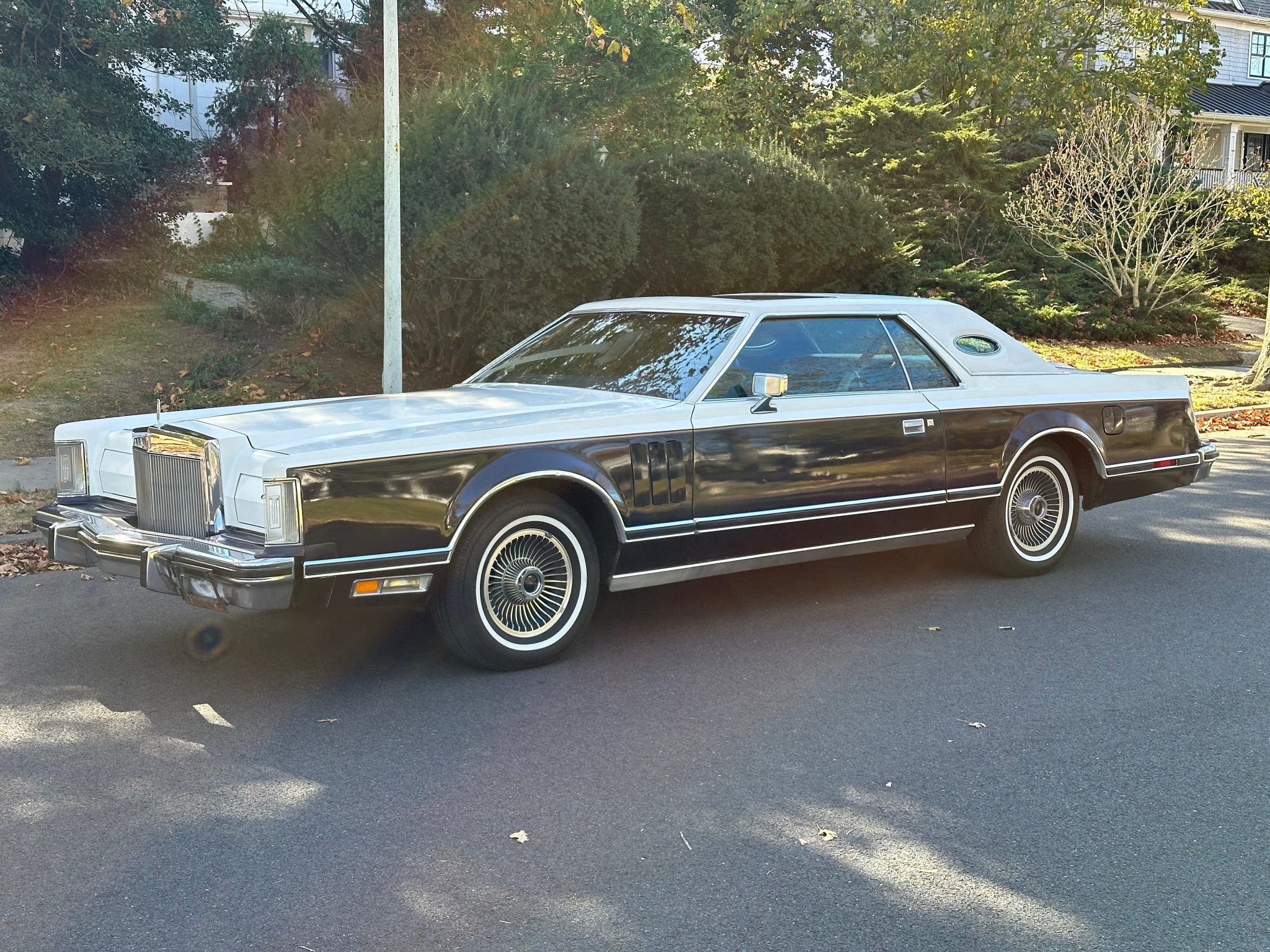 Lincoln Continental Mark V (1977-1979) 