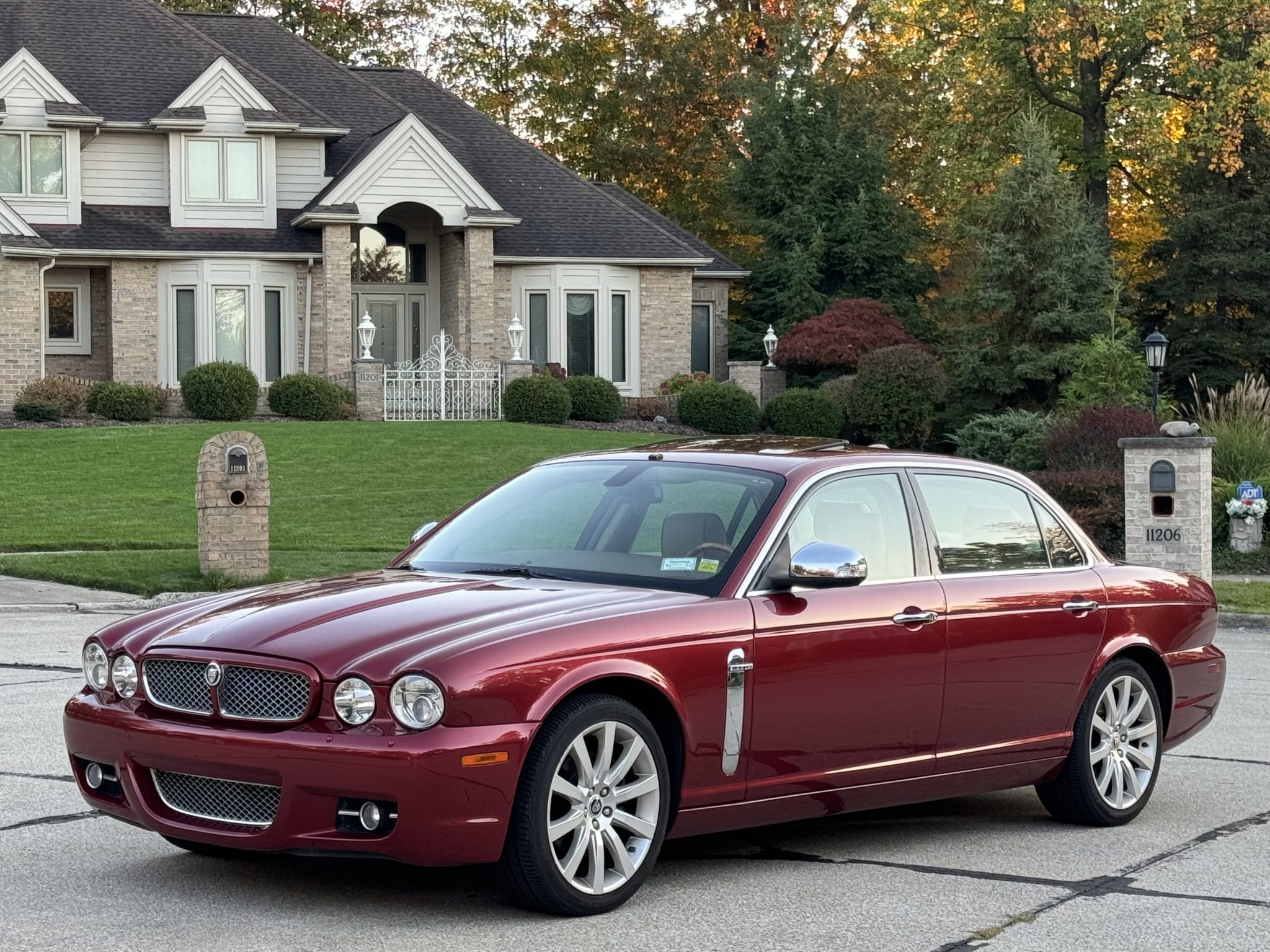Jaguar X350/X356/X358 XJ (2004-2009) 
