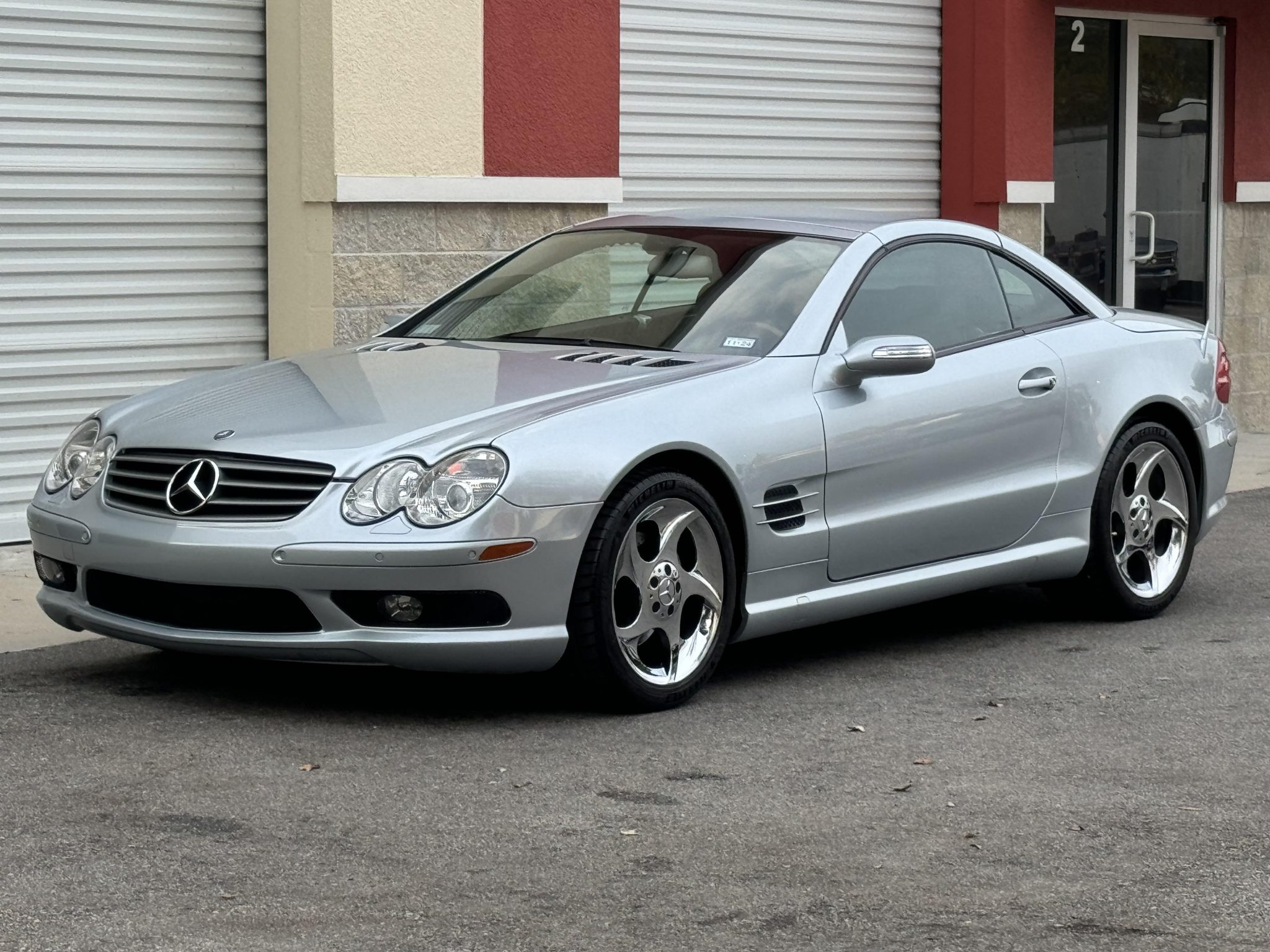 Mercedes-Benz R230 SL 