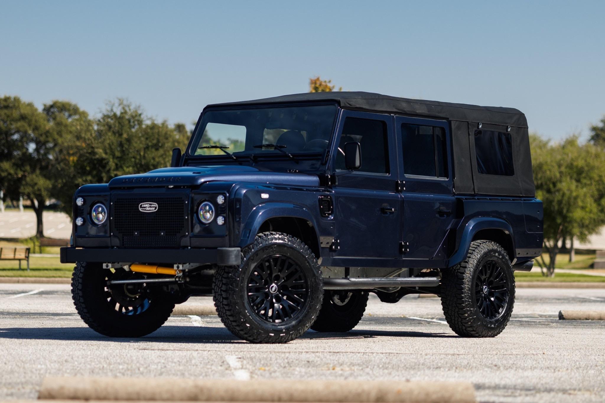 Land Rover 110 / Defender 110 (Euro Spec) 