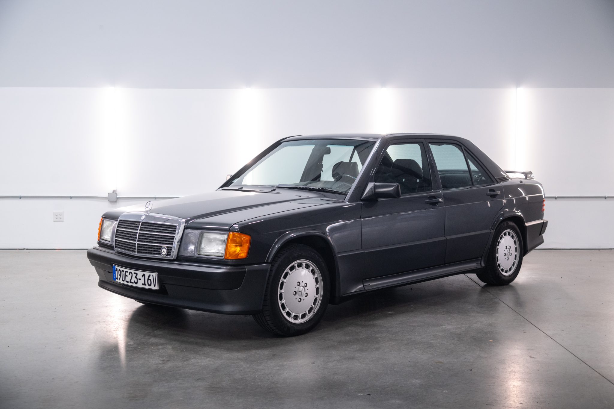 Mercedes-Benz 190E 2.3-16 & 2.5-16 