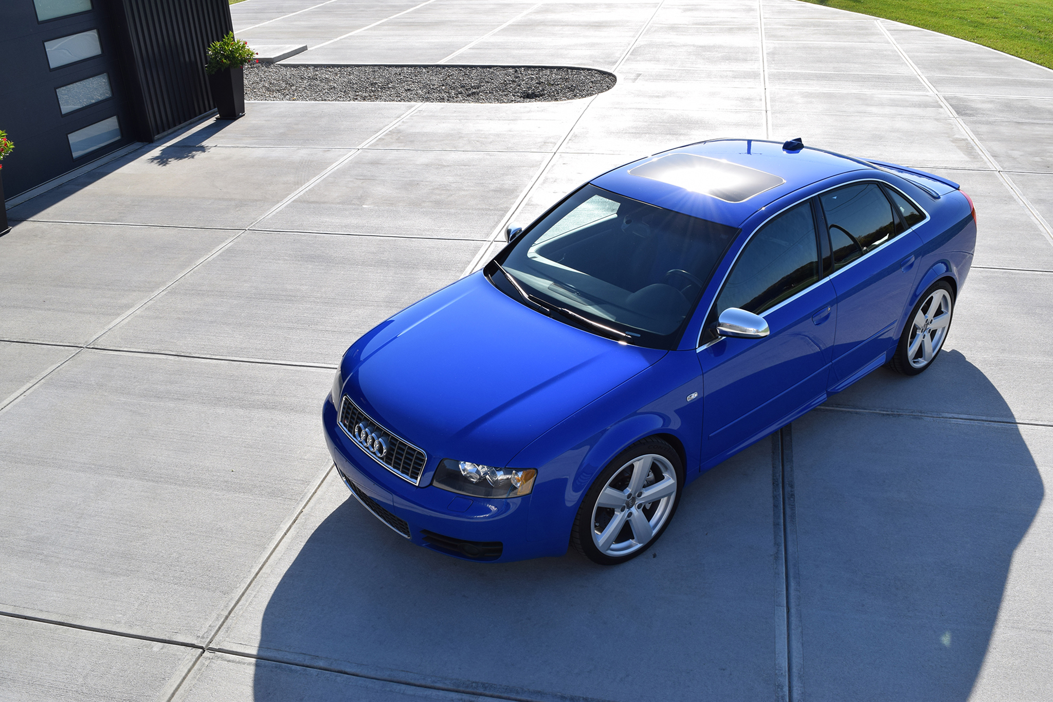 Audi B6 S4 