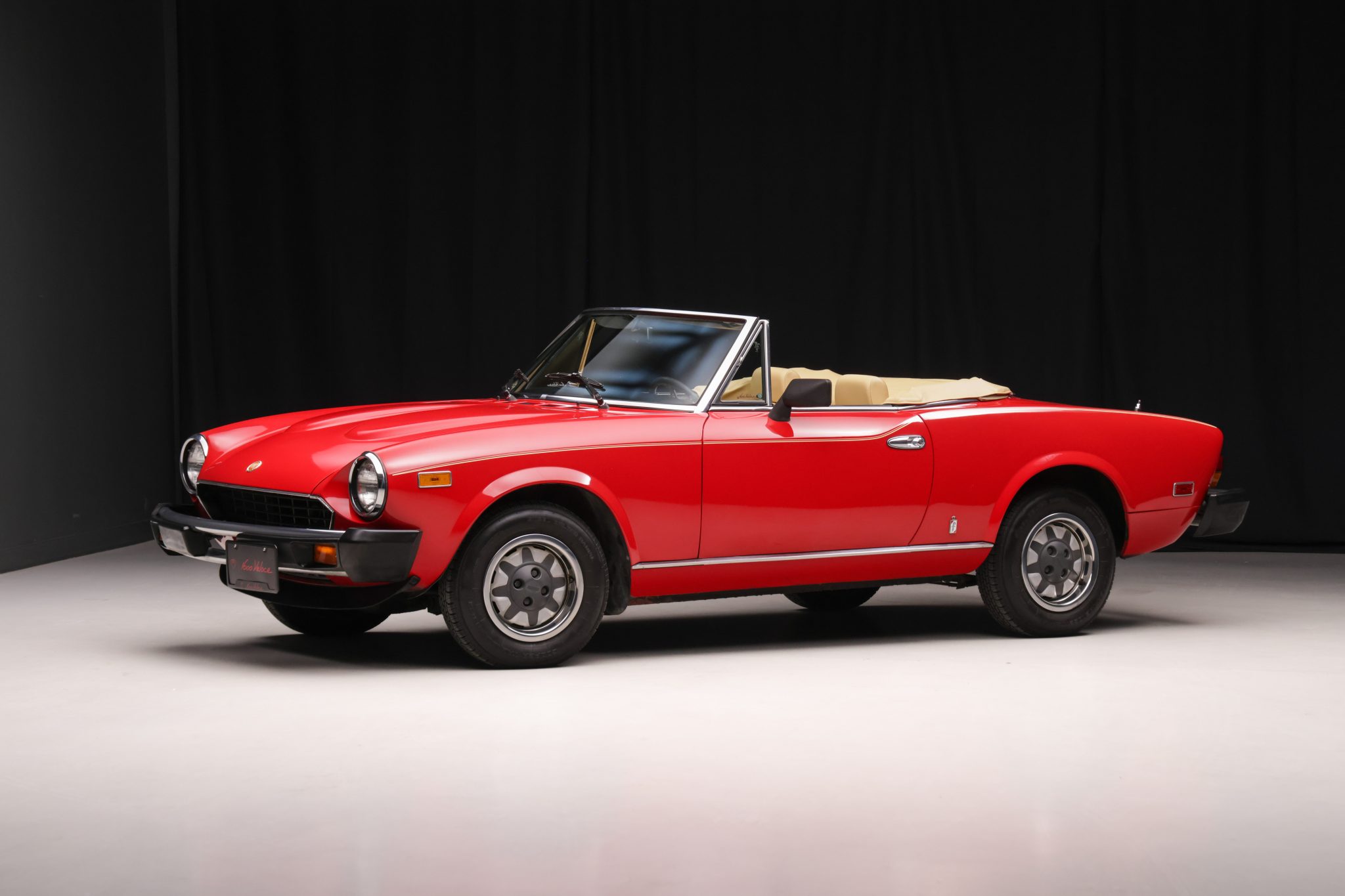 Fiat 124 Spider (1966-1985) 