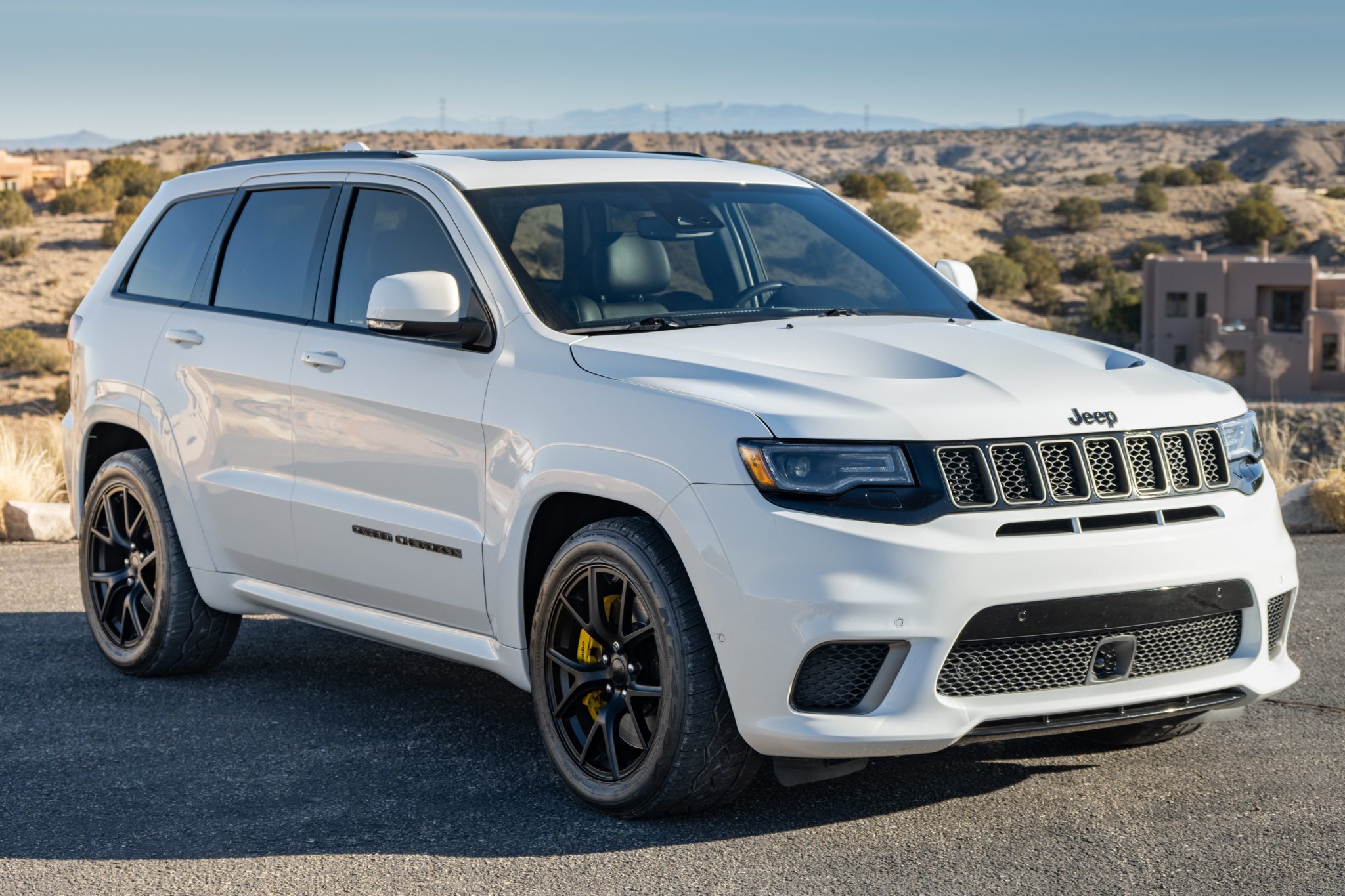 Jeep WK2 Grand Cherokee 