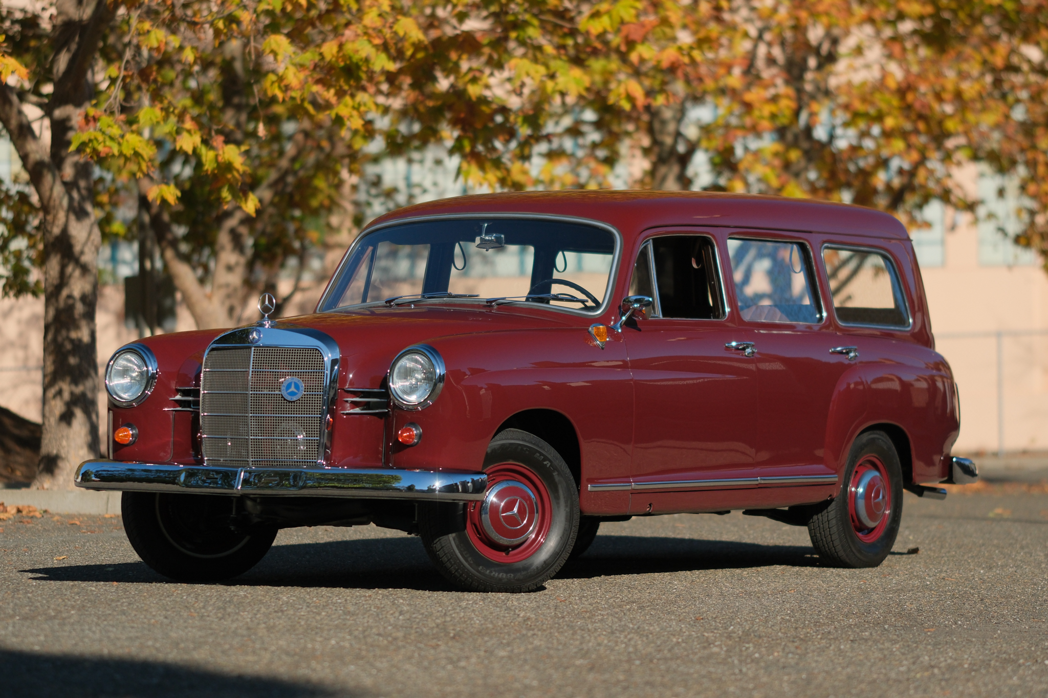 Mercedes-Benz Ponton 