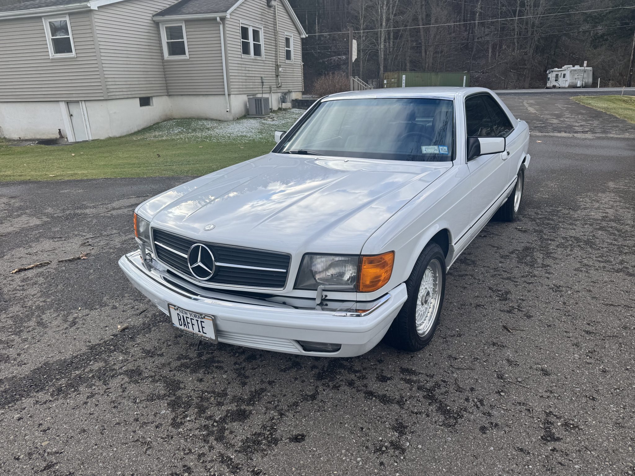 Mercedes-Benz C126 