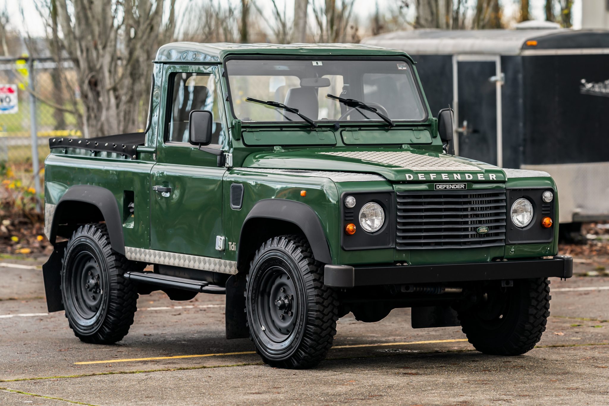 Land Rover 90 / Defender 90 (Euro Spec) 