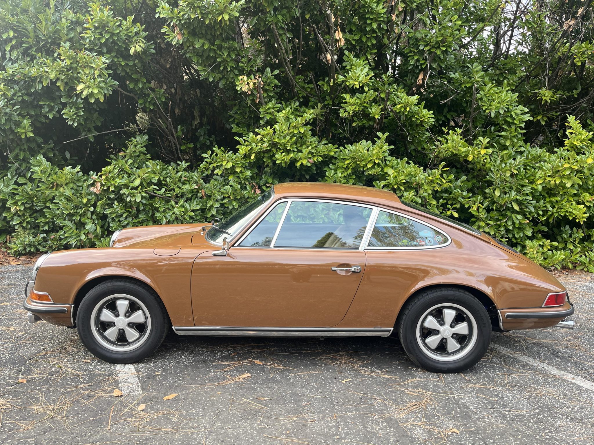 Porsche LWB 911T (1969-1973) 