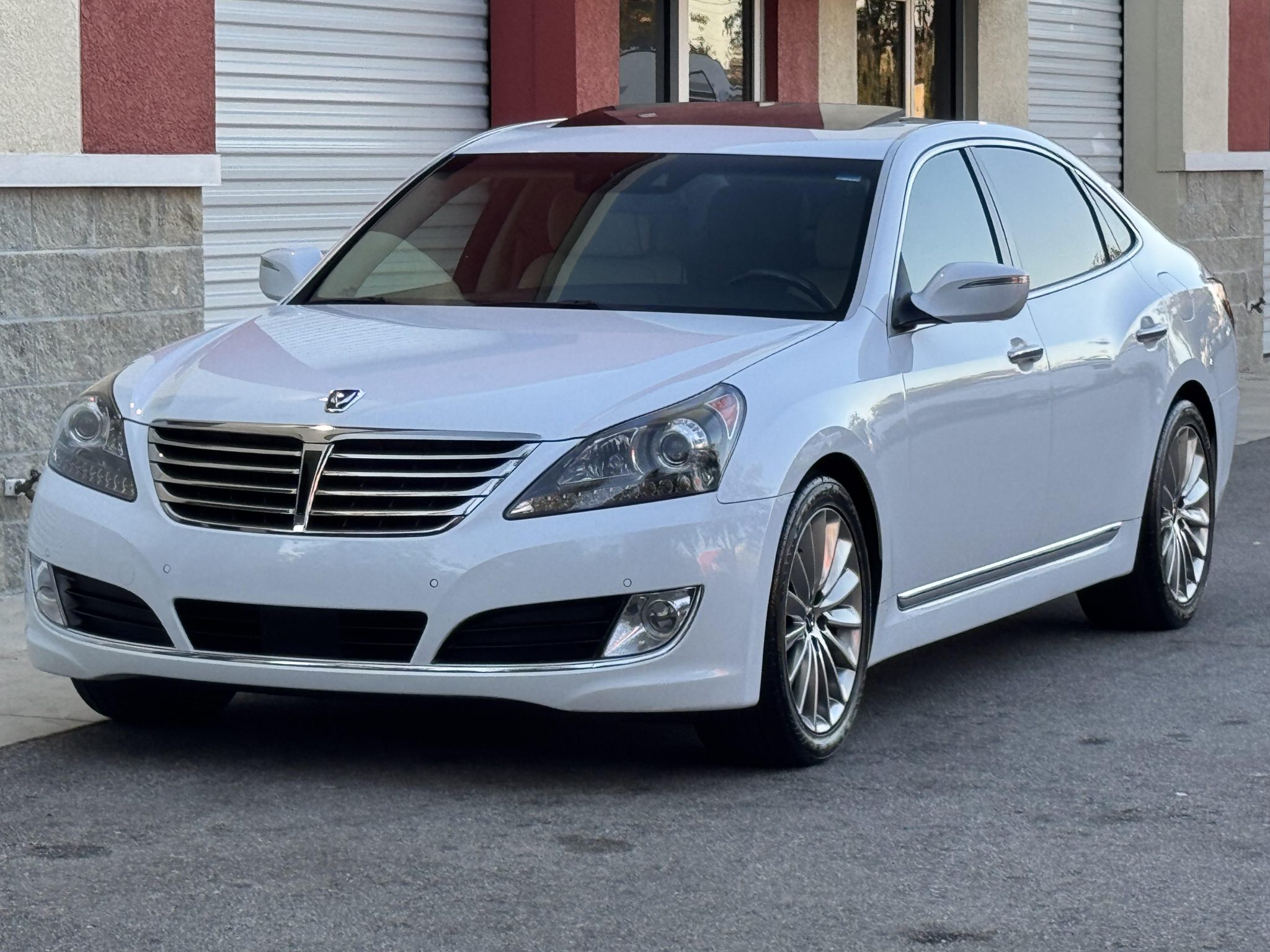 Hyundai Equus 