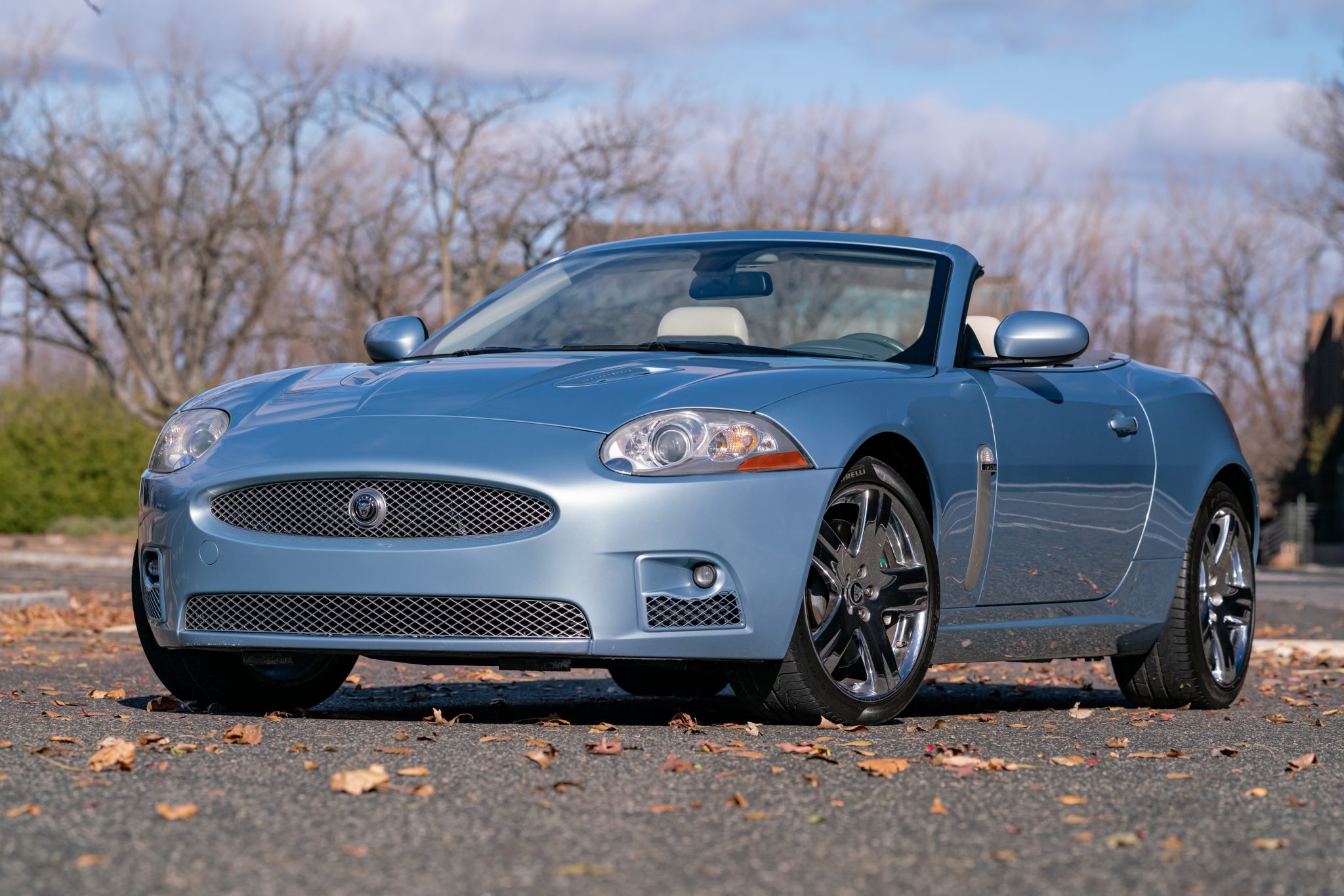Jaguar XKR 