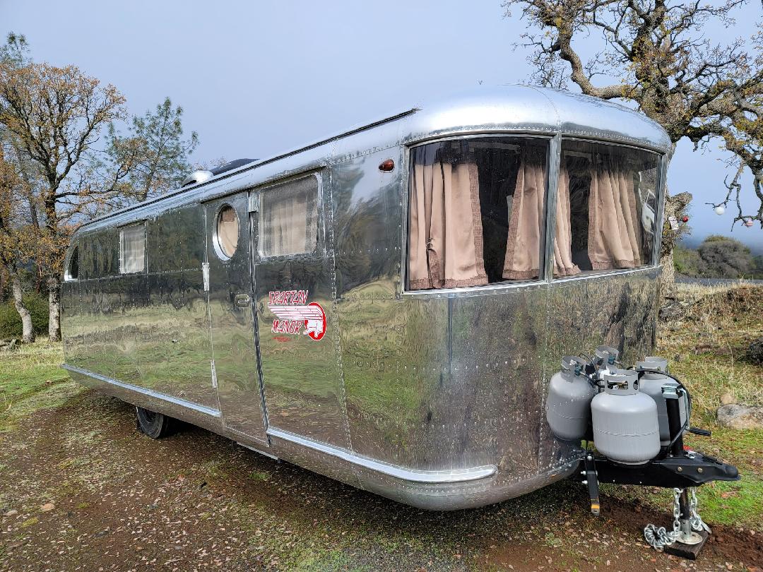 Parts and Automobilia – Trailers 