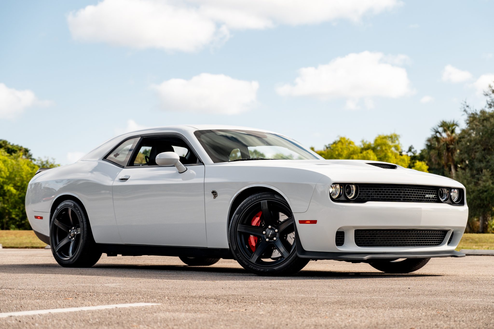 Dodge Challenger SRT Hellcat 