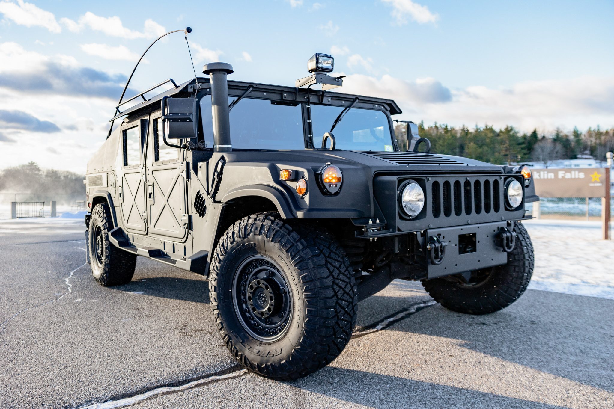Hummer HMMWV/Humvee 
