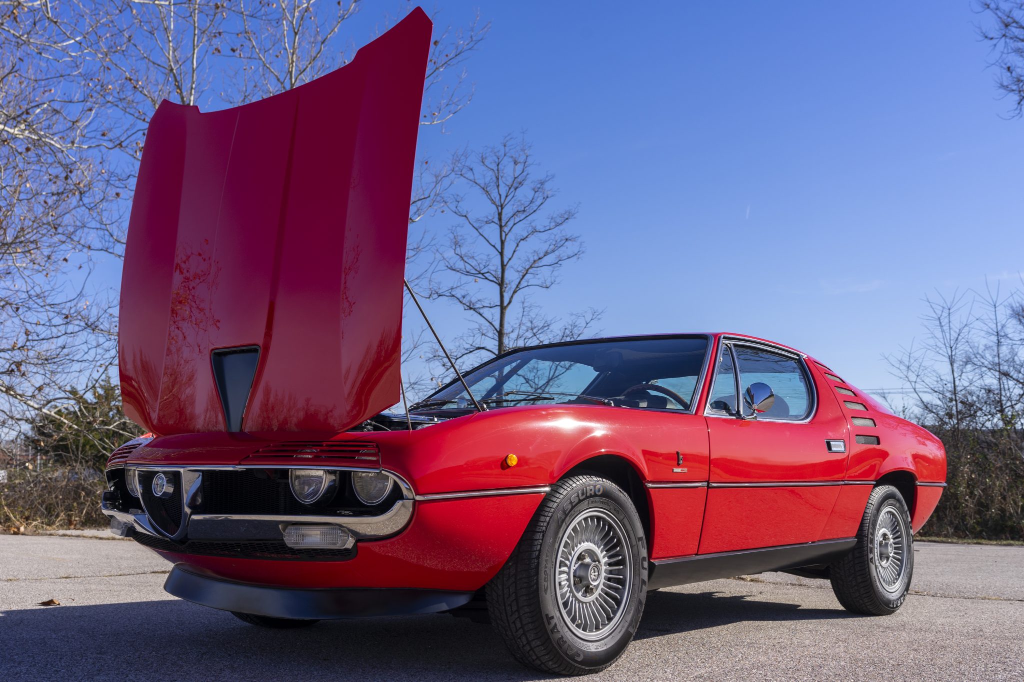 Alfa Romeo Montreal 