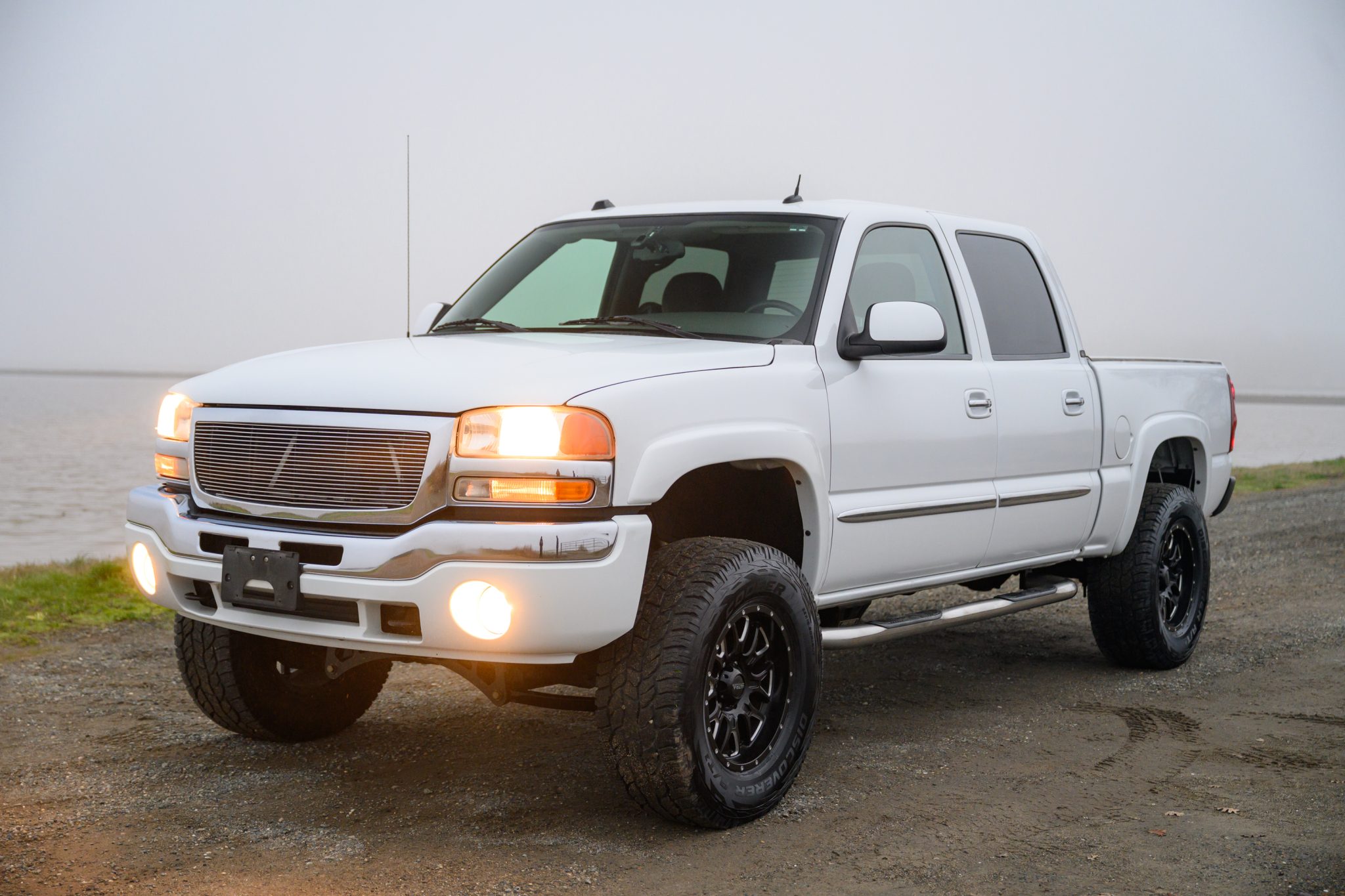 2005 GMC Sierra (GMT800 1999-2007) 