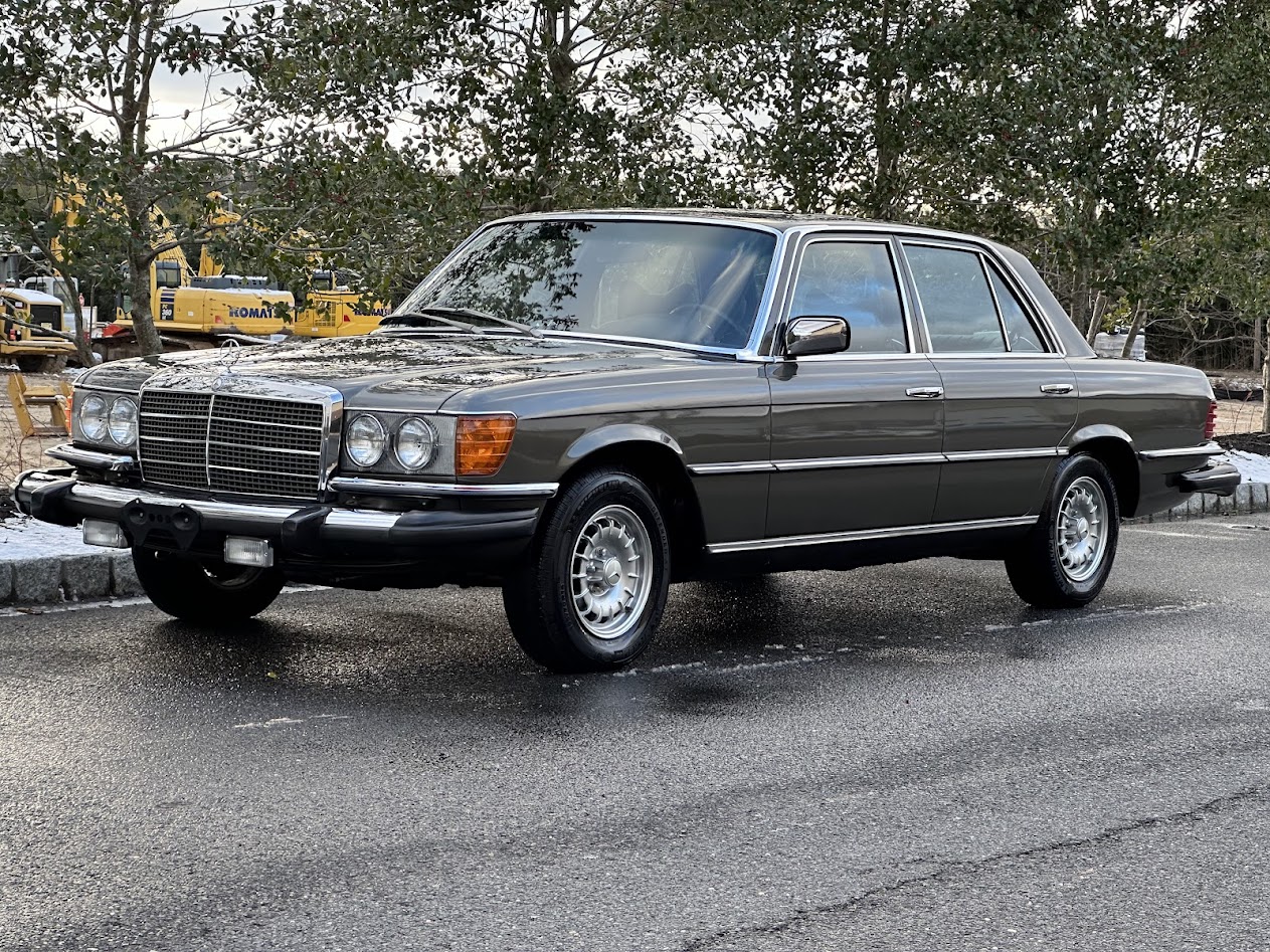 Mercedes-Benz W116 S-Class 