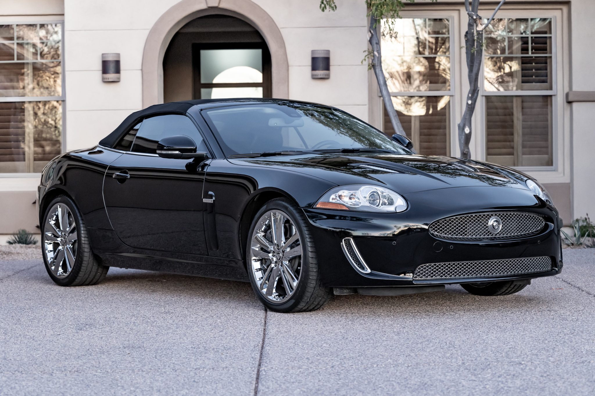 Jaguar XKR 