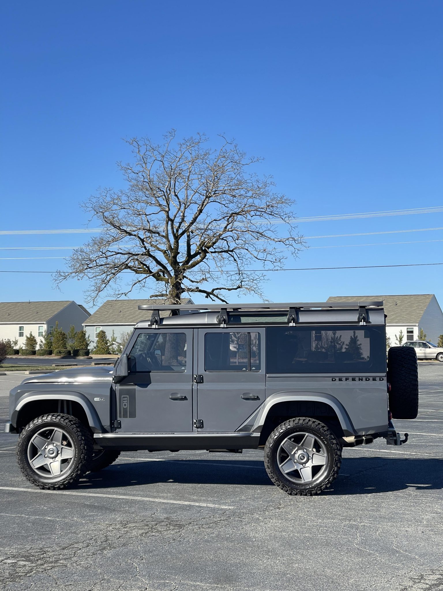 Land Rover 110 / Defender 110 (Euro Spec) 