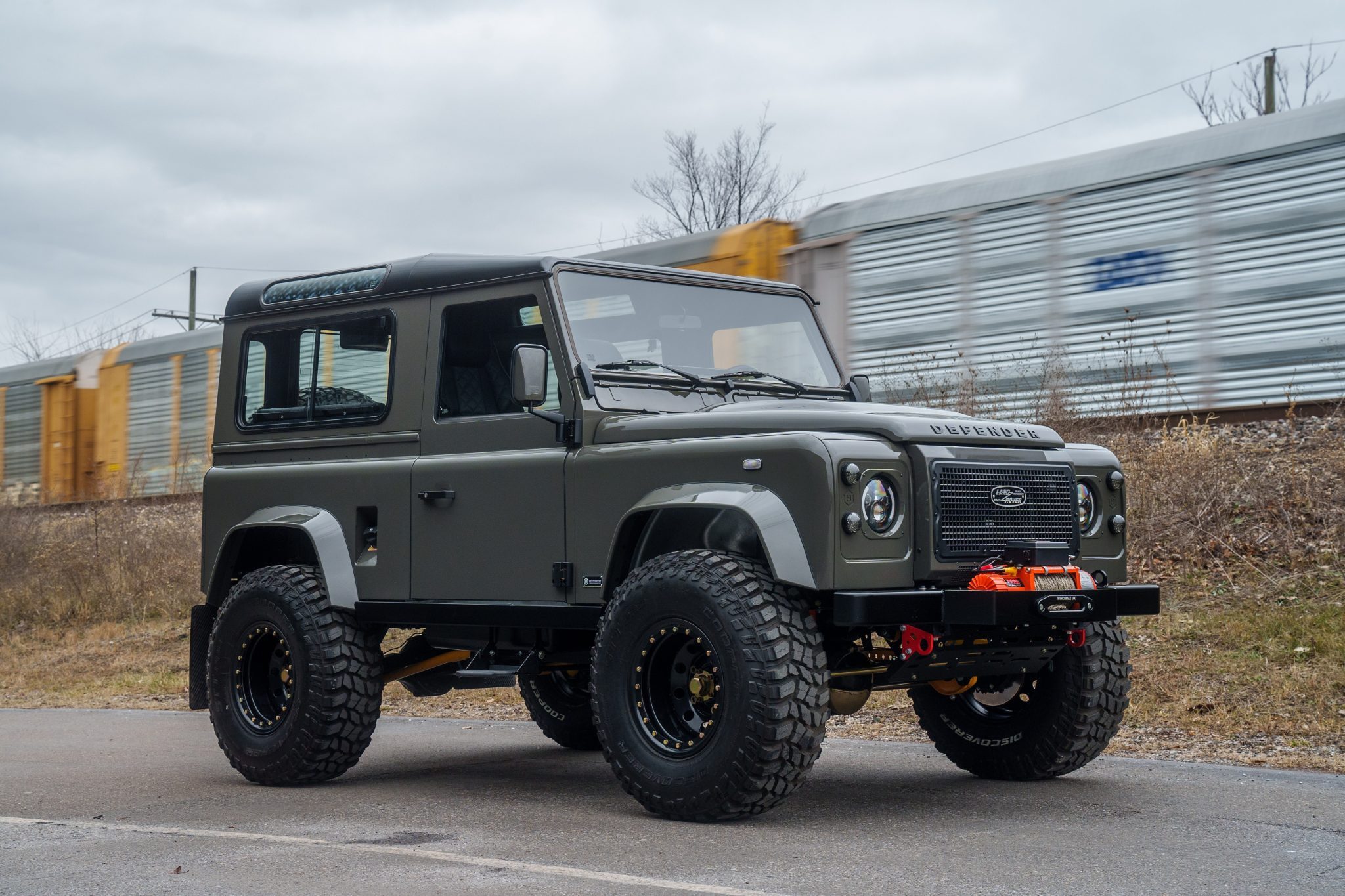 Land Rover 90 / Defender 90 (Euro Spec) 