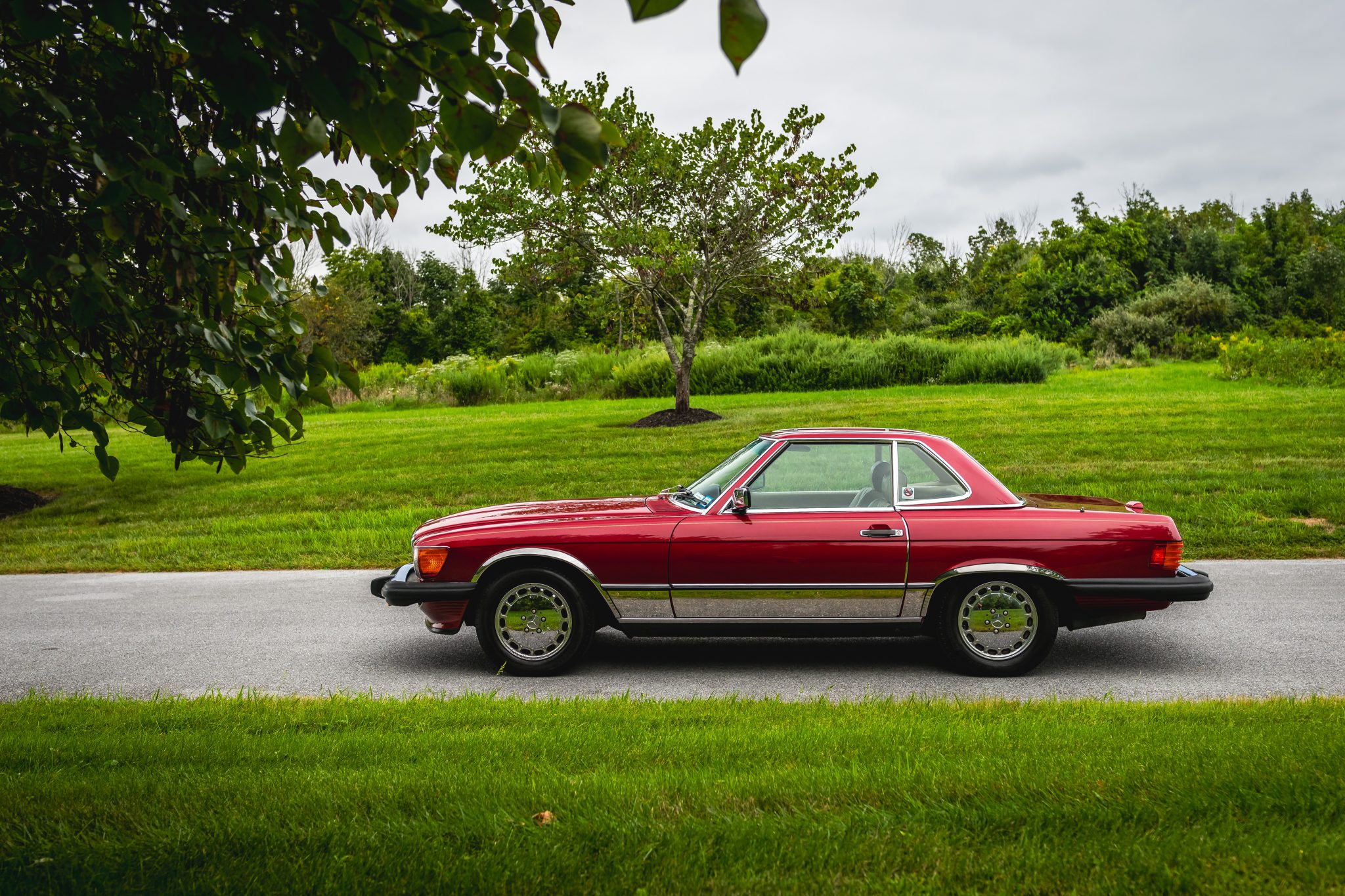 Mercedes-Benz R107 SL 
