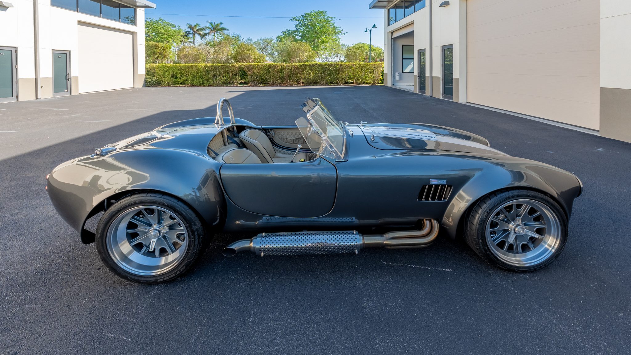 427-Powered Backdraft Racing RT4 Roadster 5-Speed