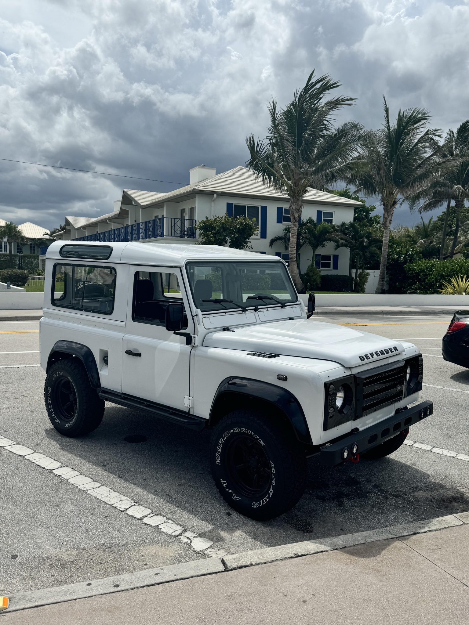Land Rover 90 / Defender 90 (Euro Spec) 