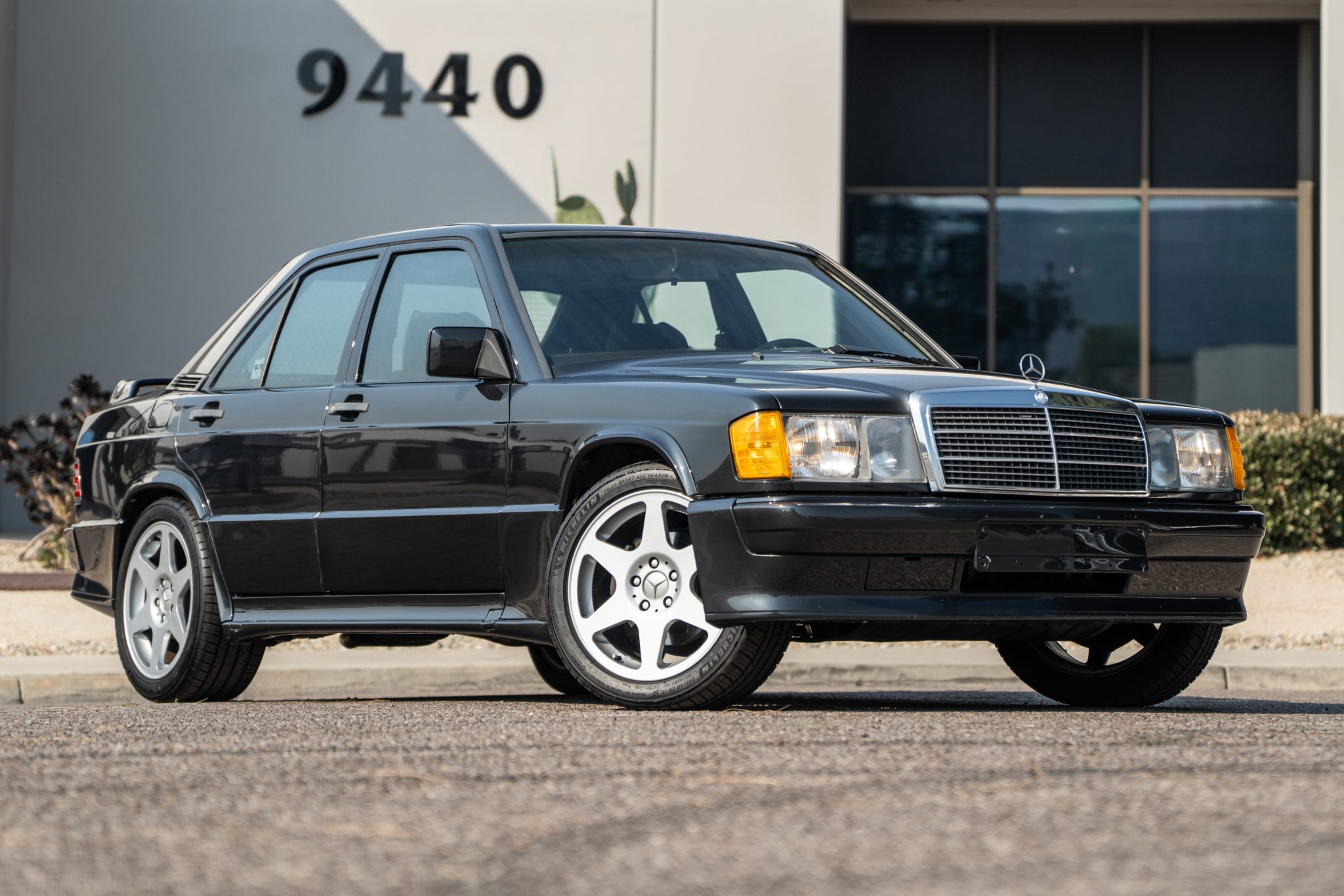 Mercedes-Benz 190E 2.3-16 & 2.5-16 