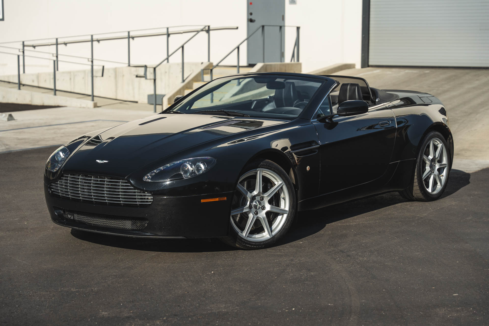 Aston Martin V8 Vantage (2006+) 