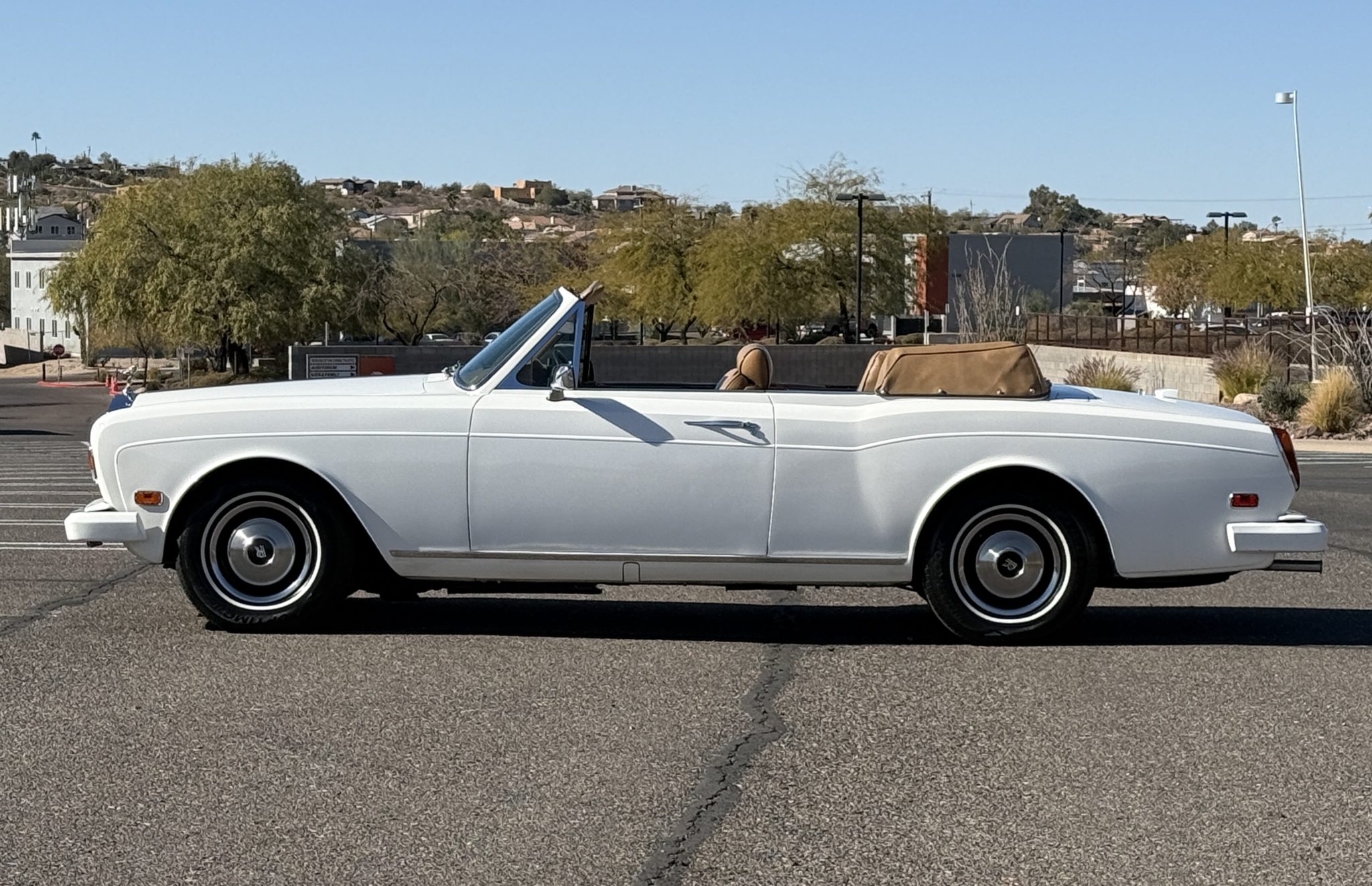 Rolls-Royce Corniche 