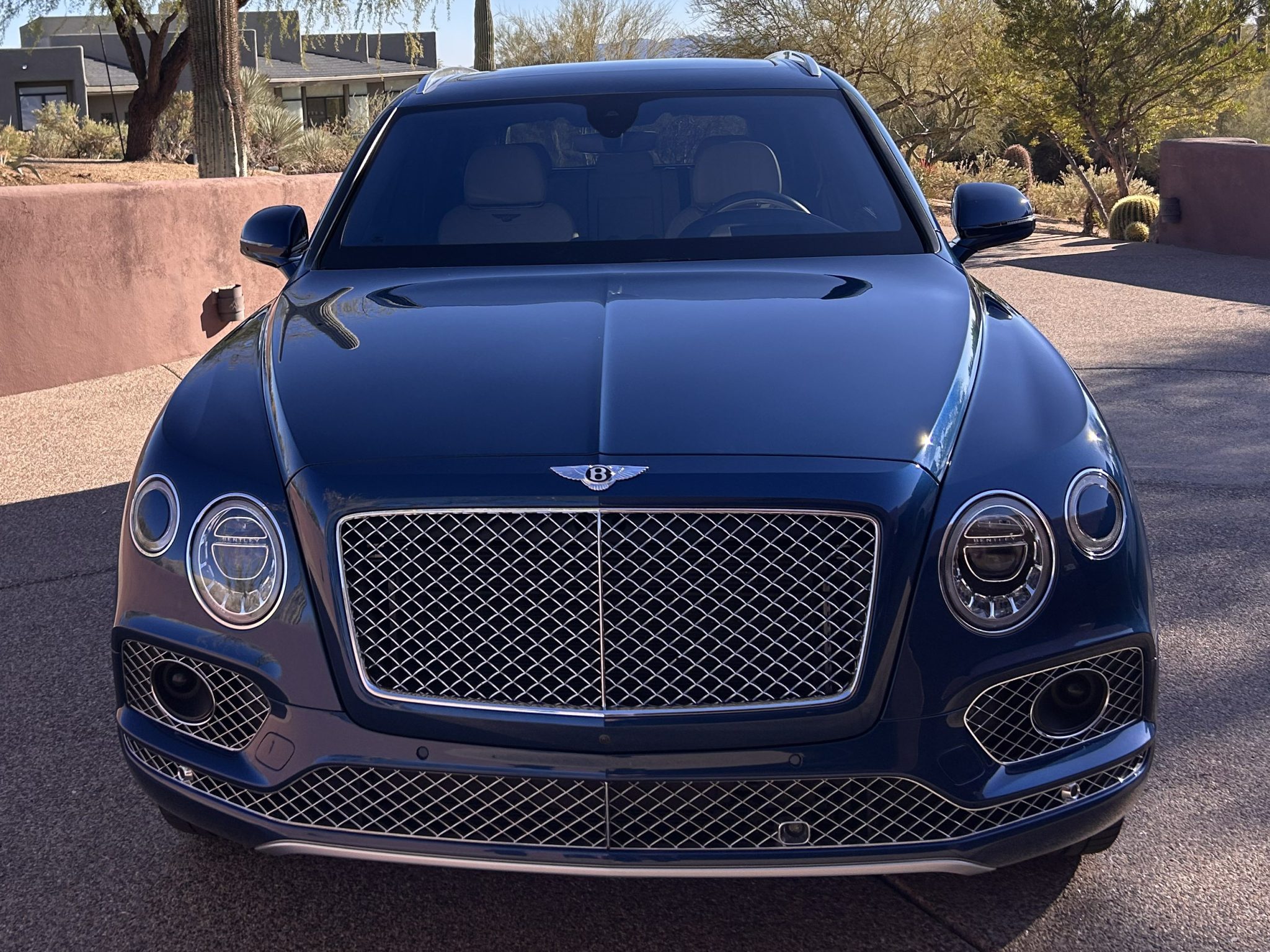 Bentley Bentayga 